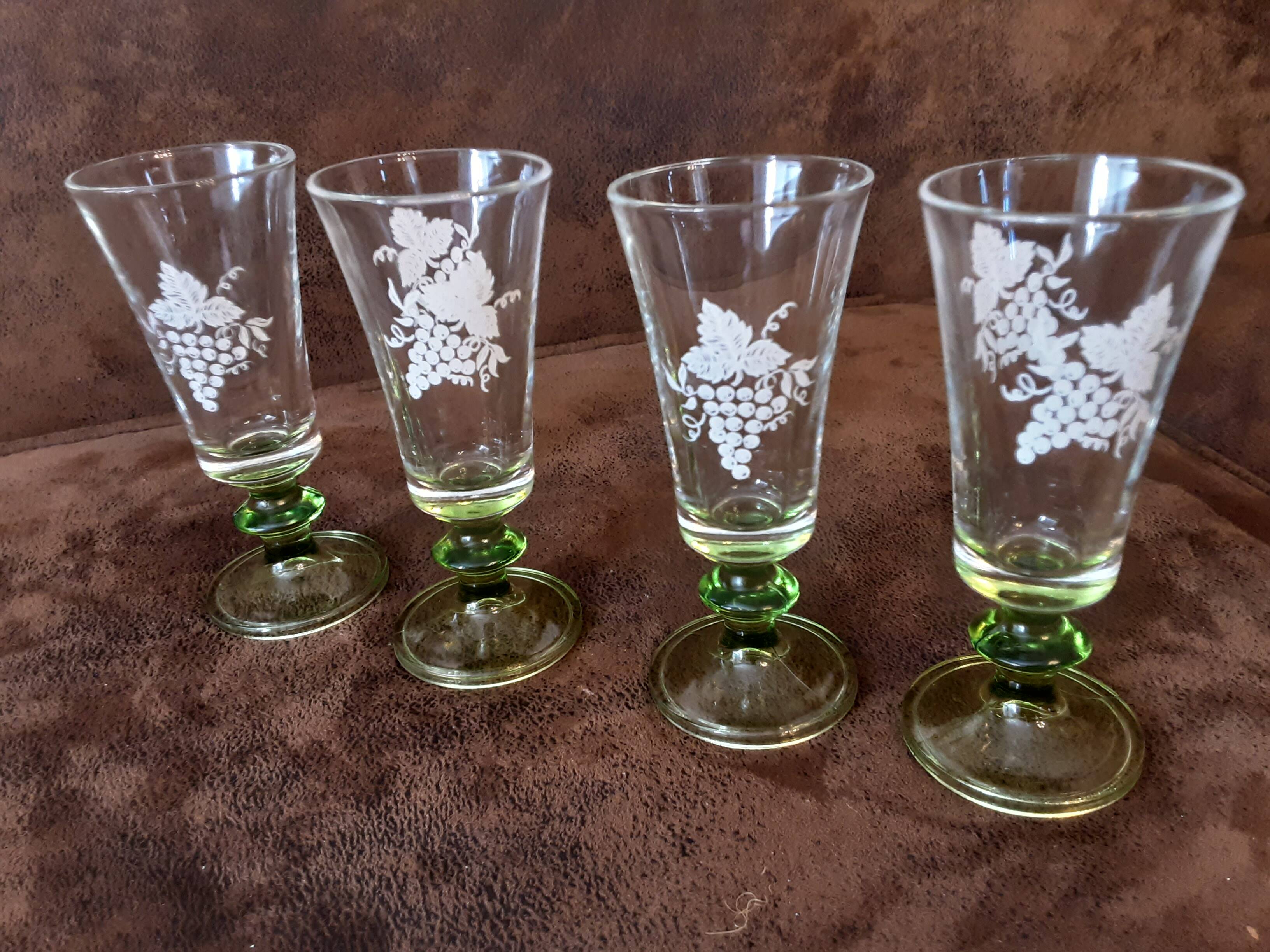 Set of 4 digestive glasses