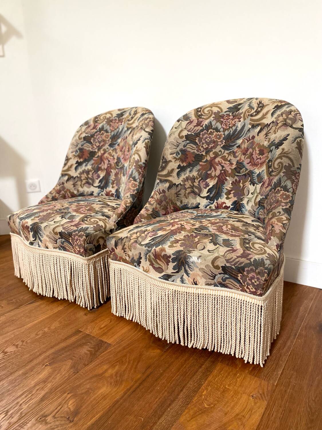 Pair of antique tapestry toad armchairs