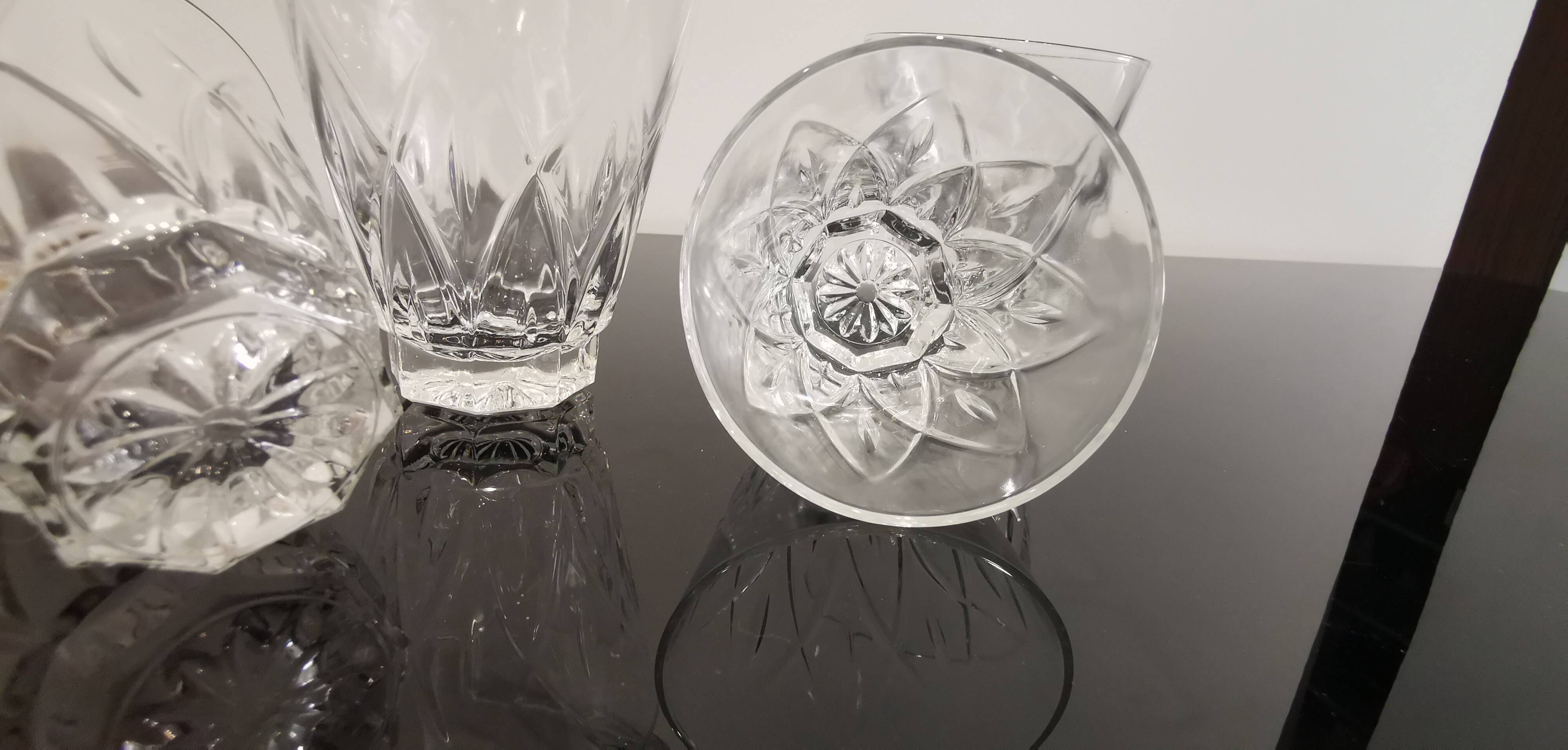 6 vintage chiseled crystal port glasses