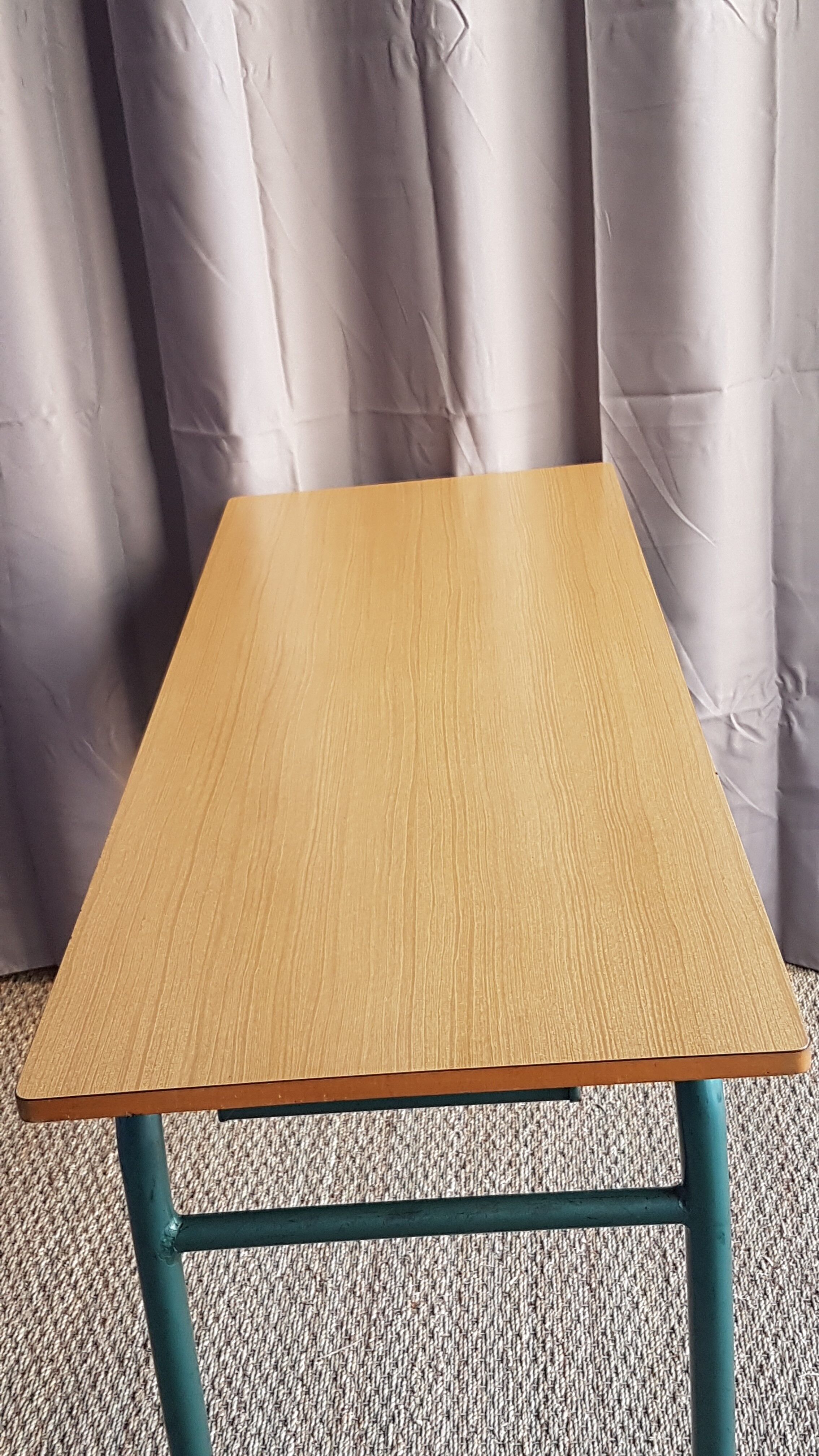 Vintage office with 2 metal lockers