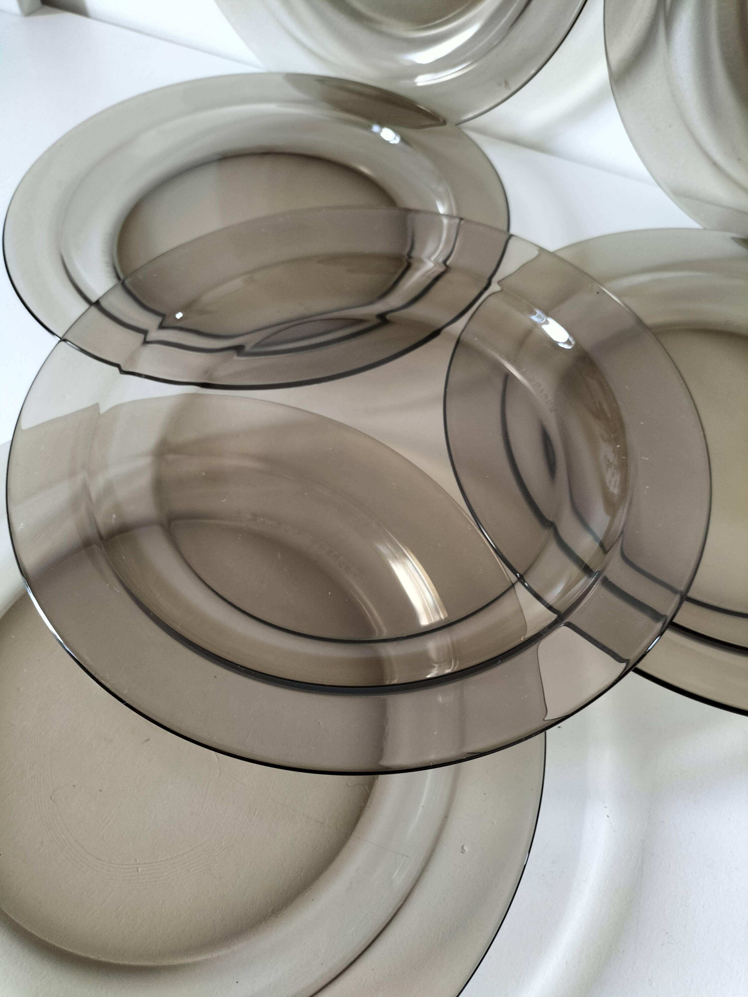 6 flat plates Arcoroc in smoked glass Smoke Brown