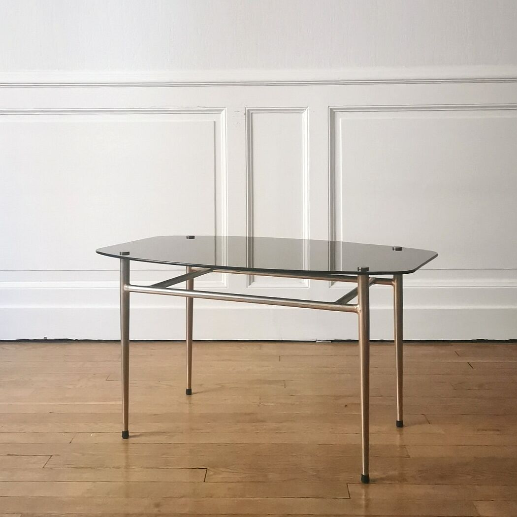 Oval coffee table, 1960