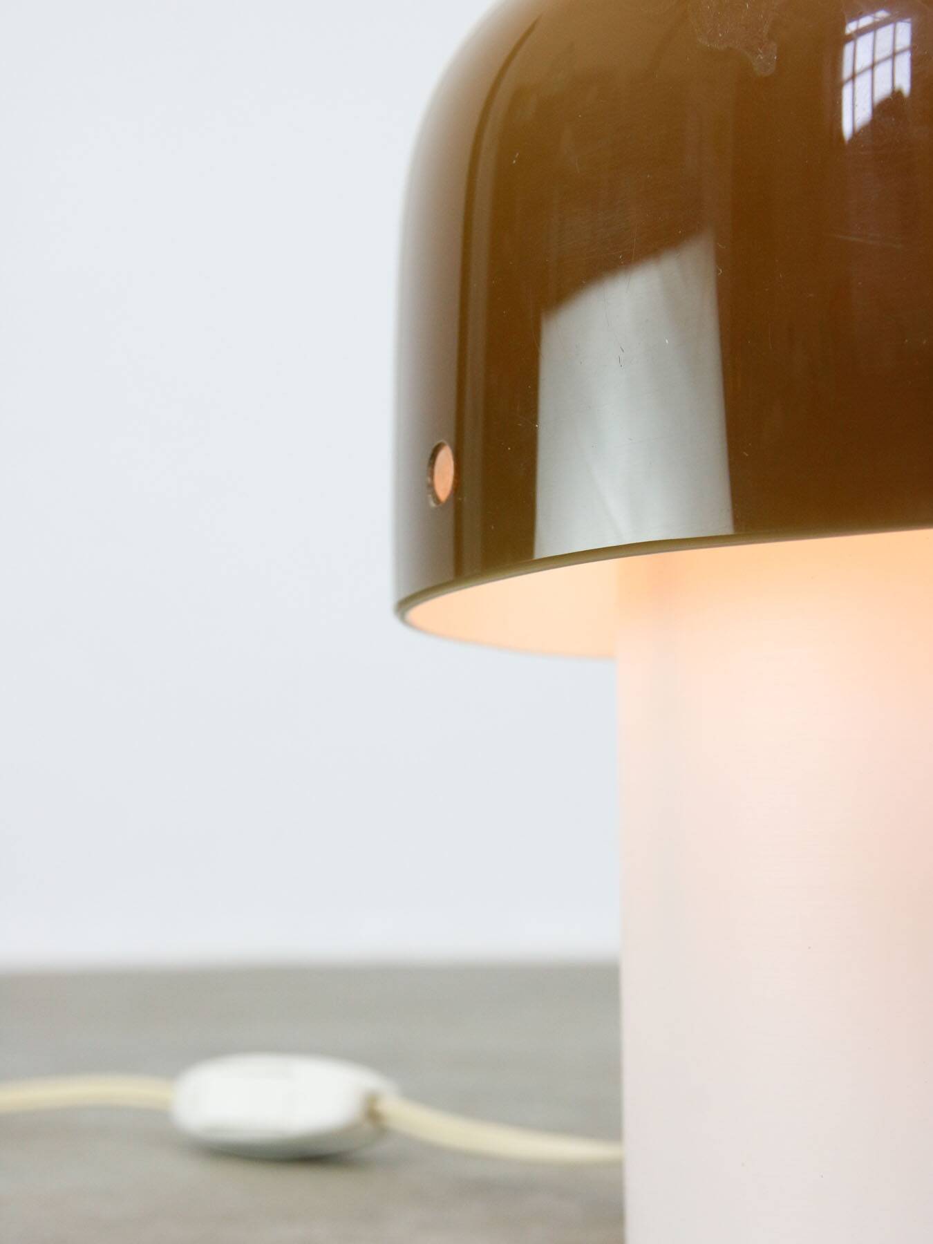 Space-age Brown Mushroom Table Lamp by Luigi Massoni for Guzzini, 1970s
