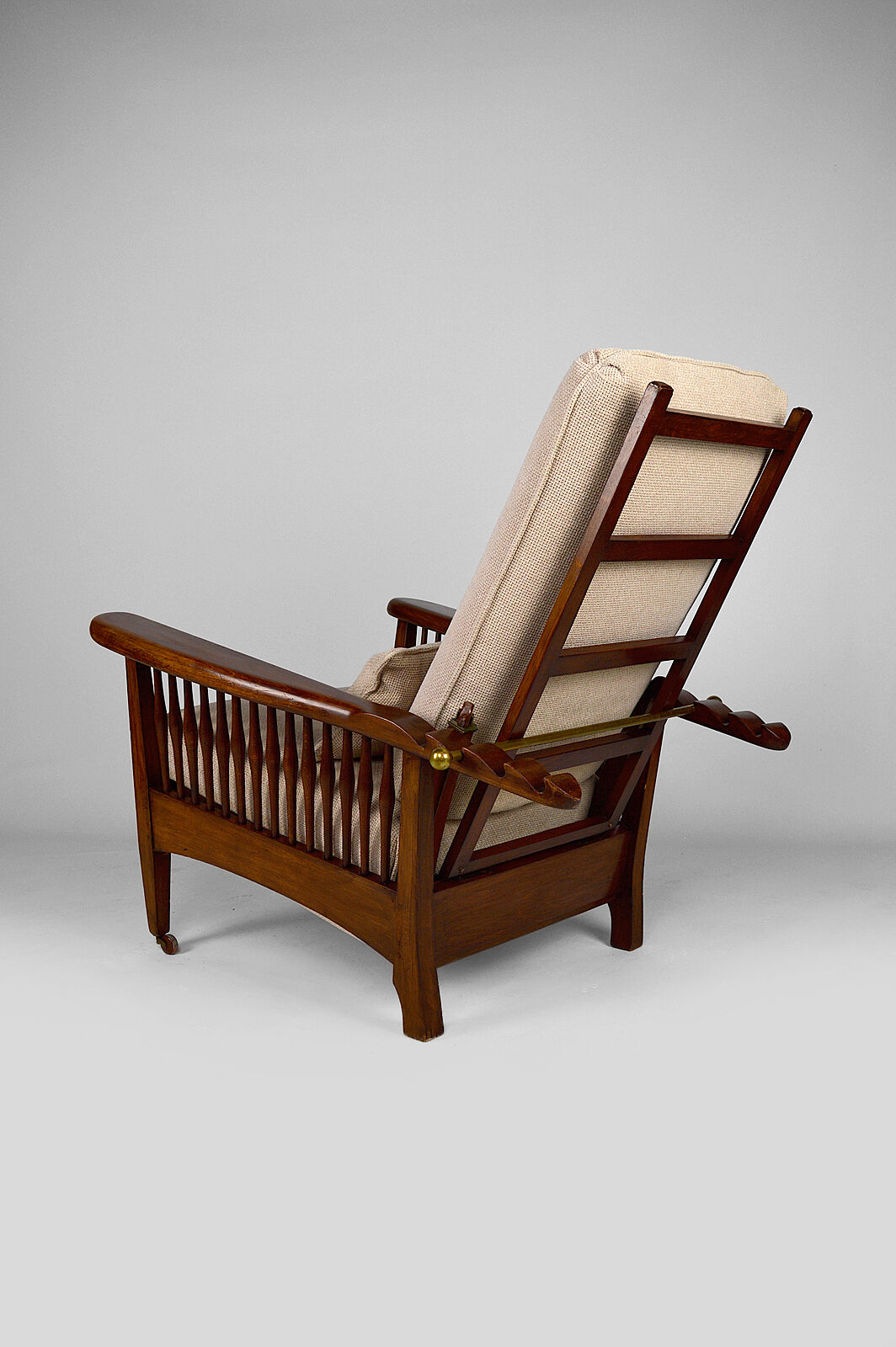 Morris Arts & Crafts armchair, United Kingdom, circa 1900