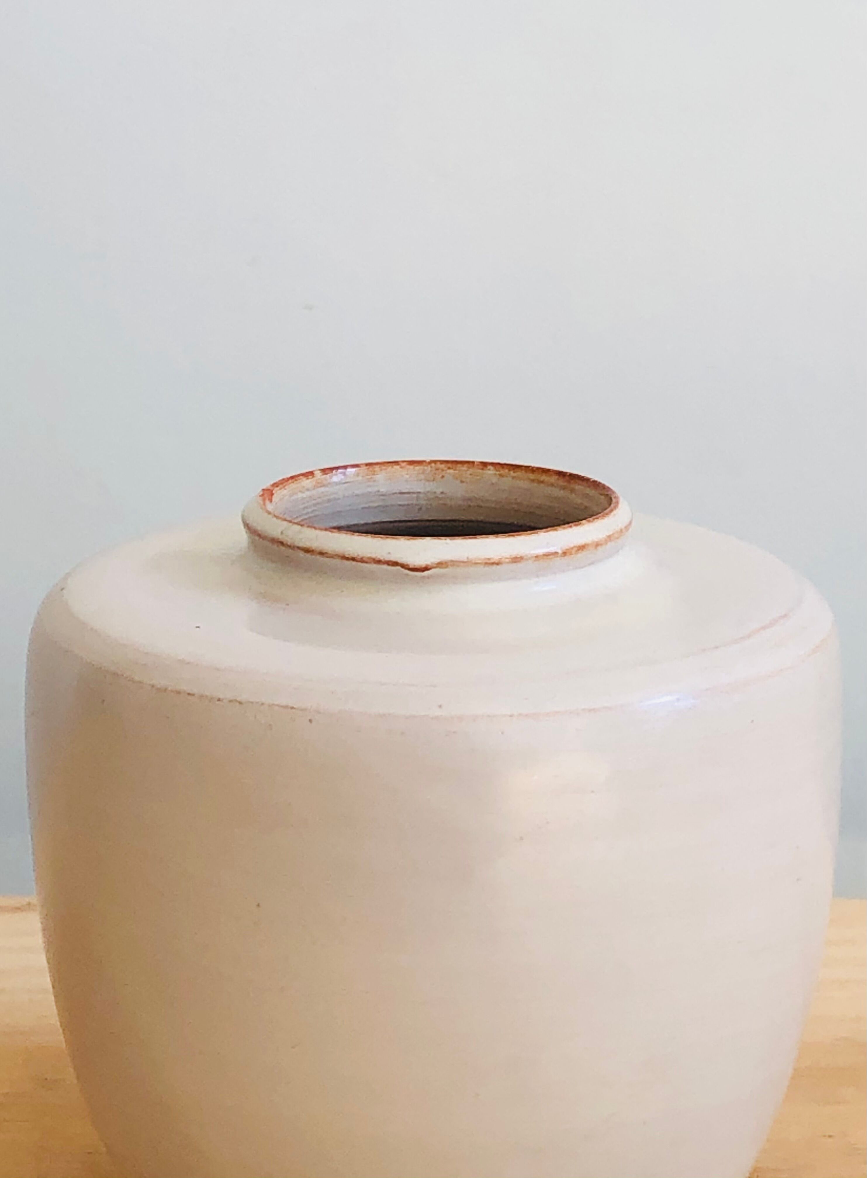 H10cm enamelled terracotta vase