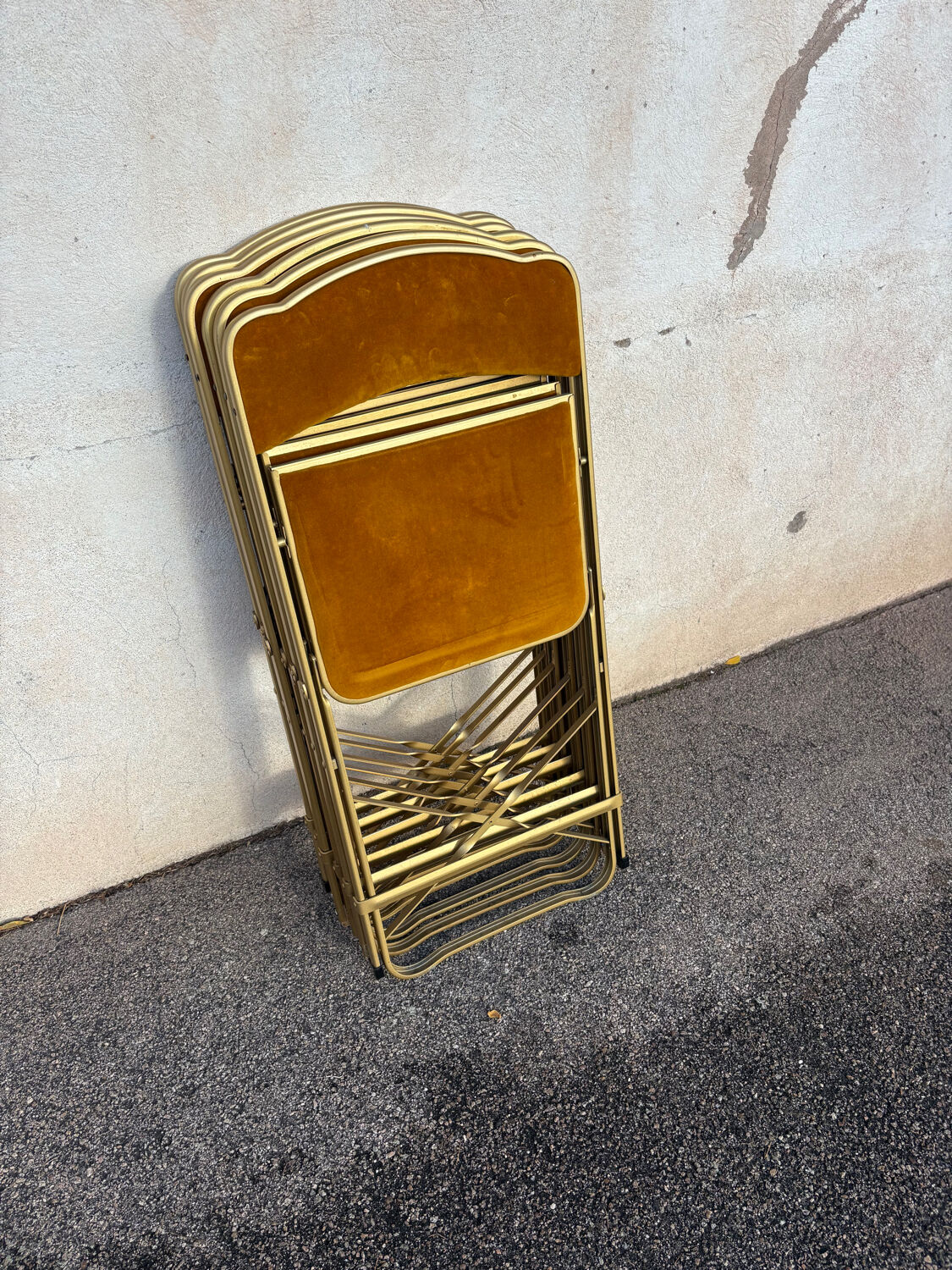 Set of 6 folding chairs