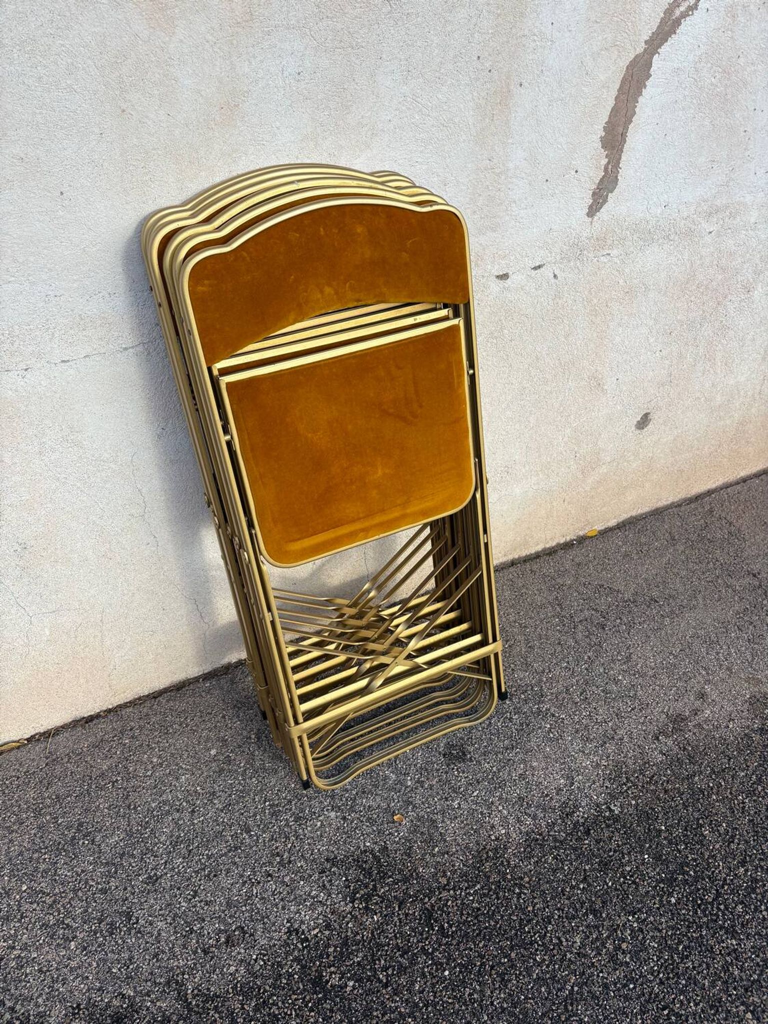 Set of 6 folding chairs