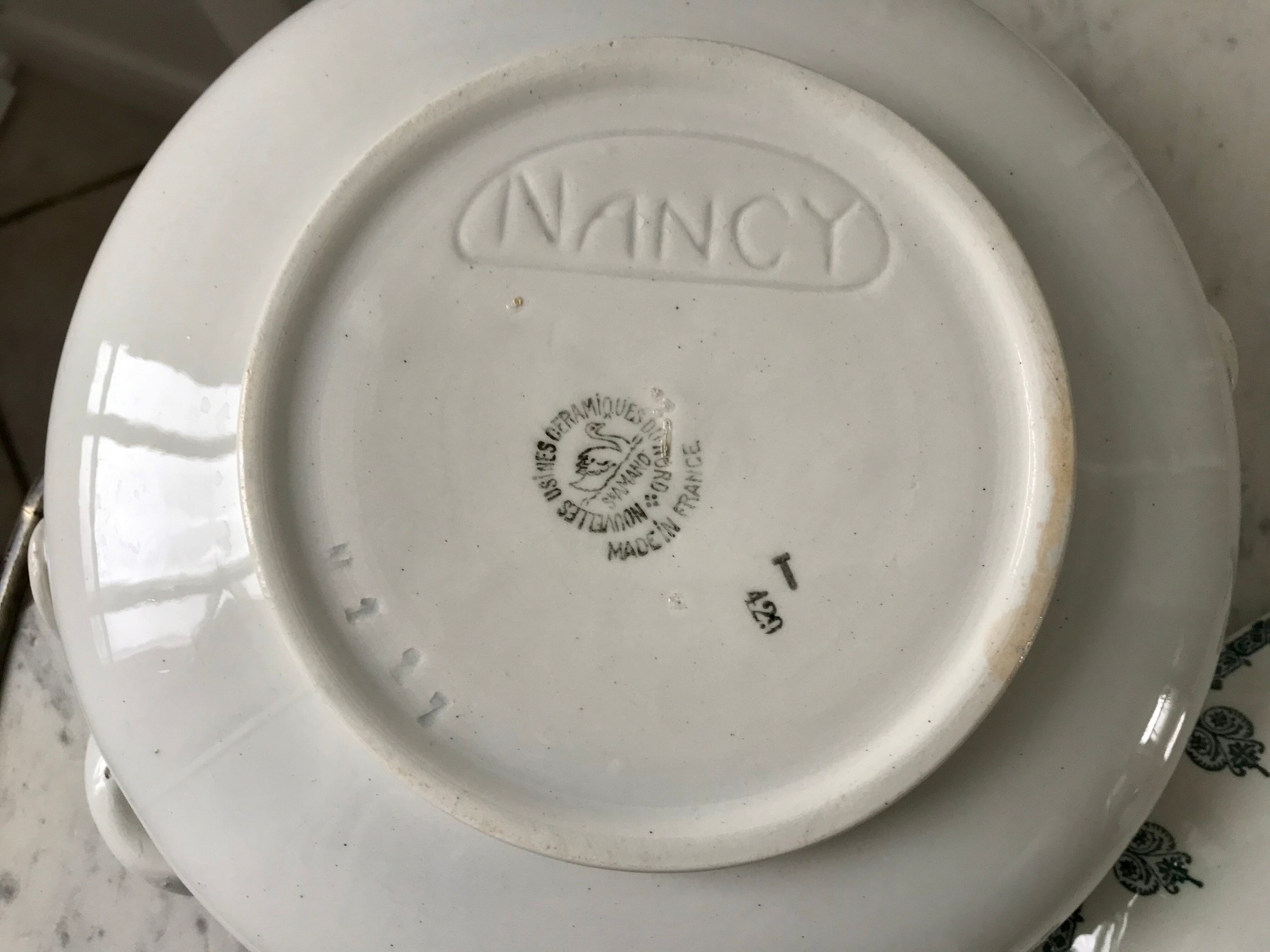 Tureen Terre de Fer Saint-Amand blue flowers model "Nancy" years 30-40