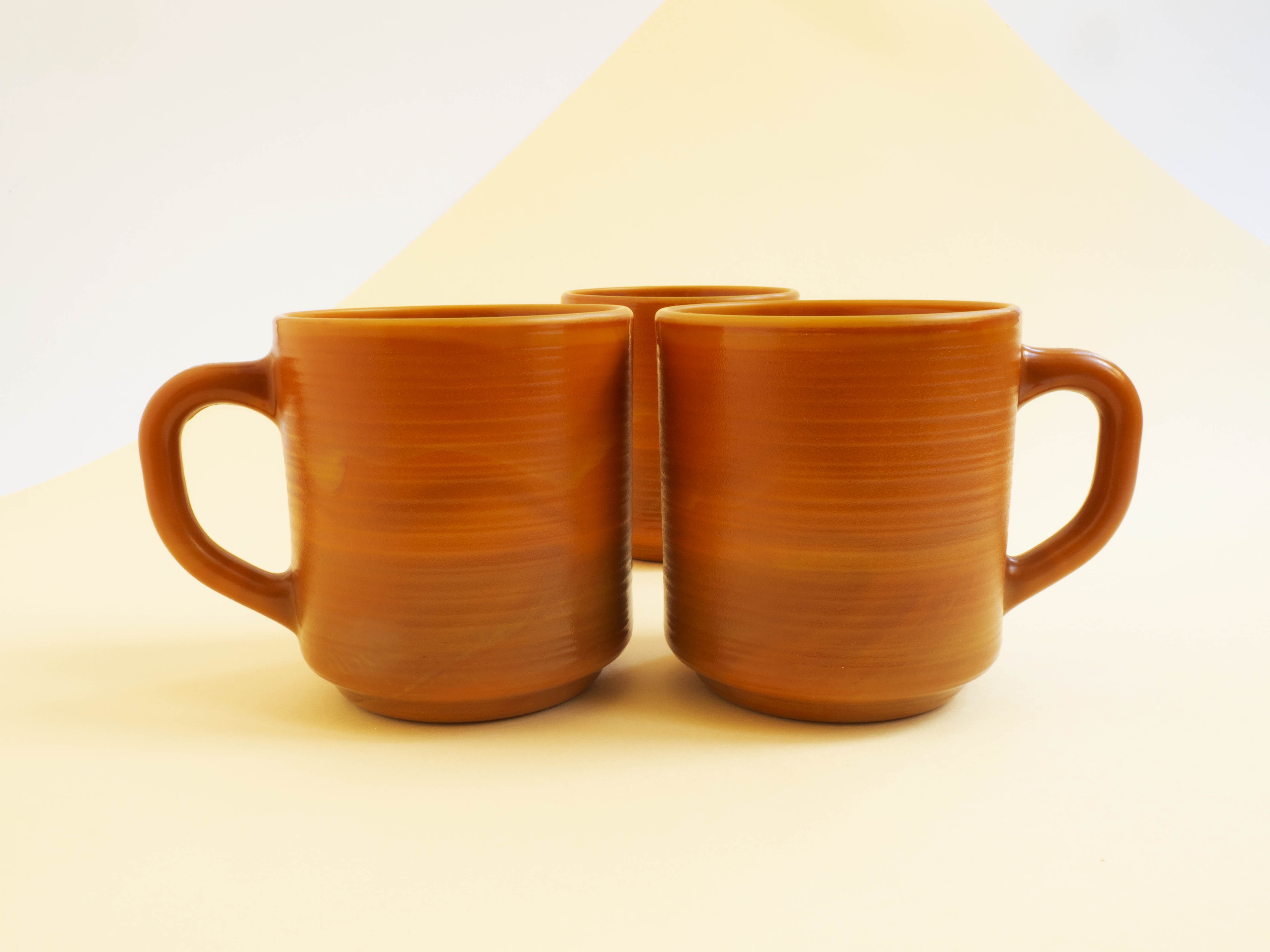 Set of 3 arcopal brown mugs
