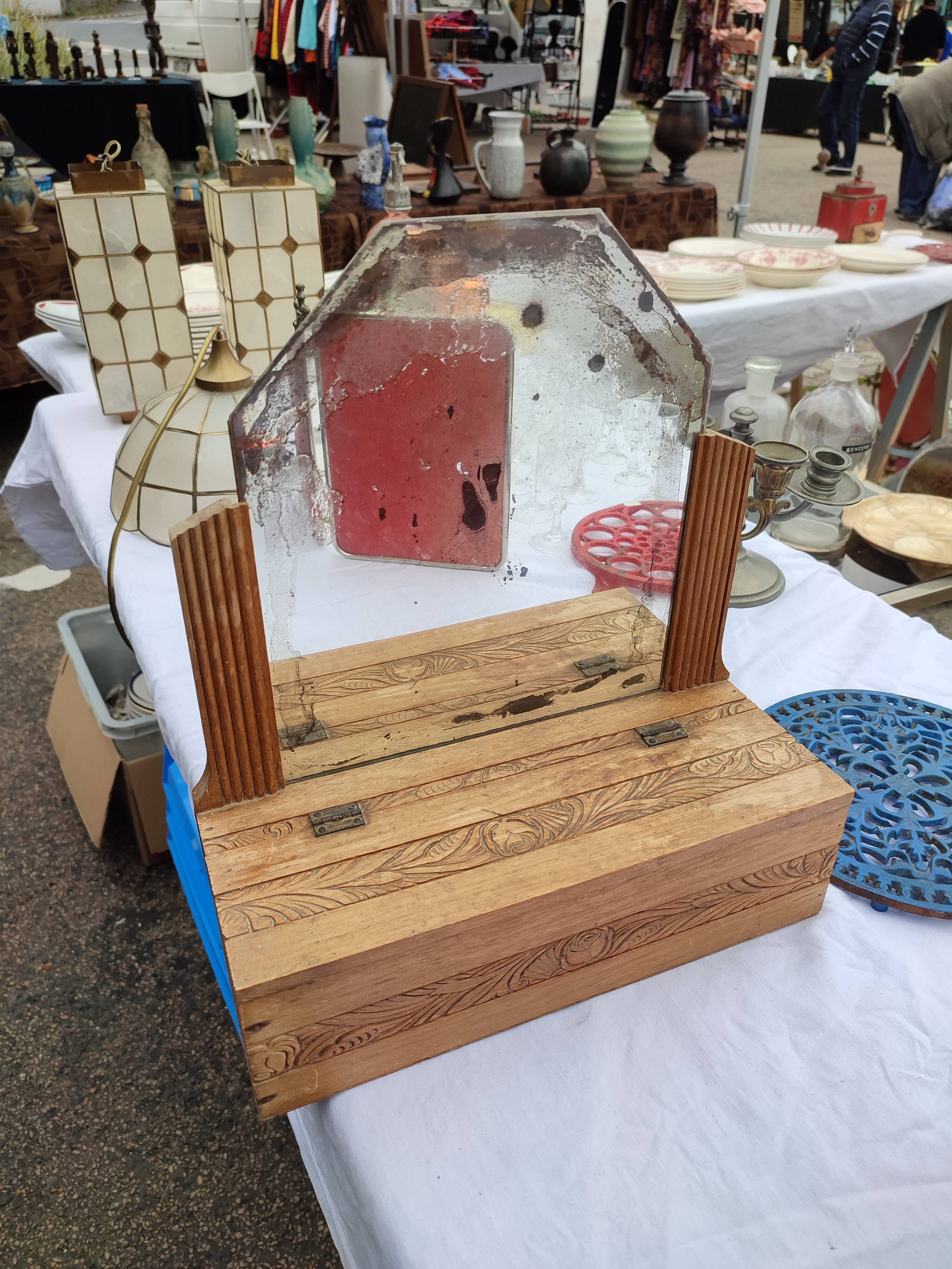 Miroir vide poches 33x36cm