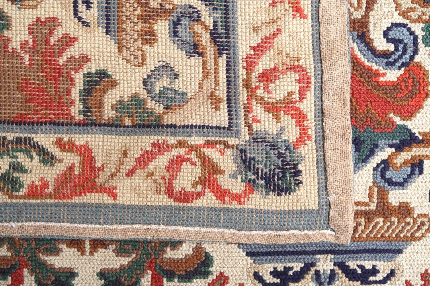 Tapis portugais Arraiolos 1950 - 237 X 183 cm