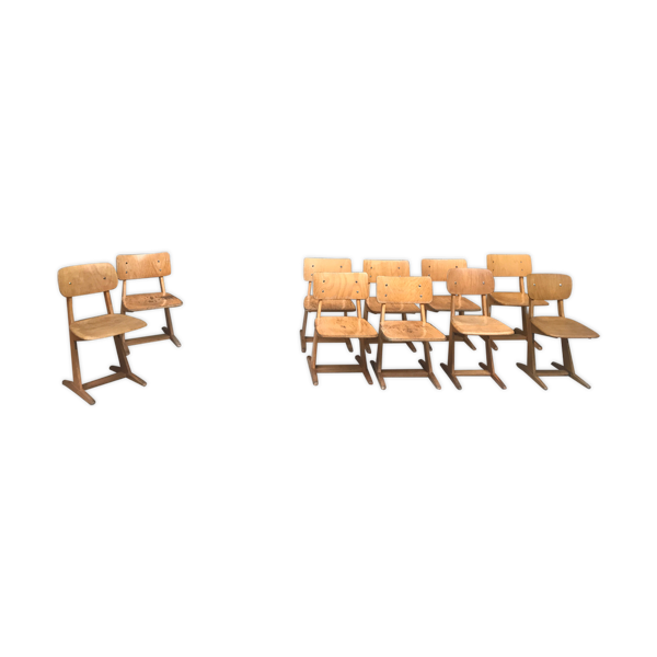 Série de 10 chaises enfant casala en bois clair vintage