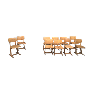 Series of 10 casala children's chairs in vintage light wood