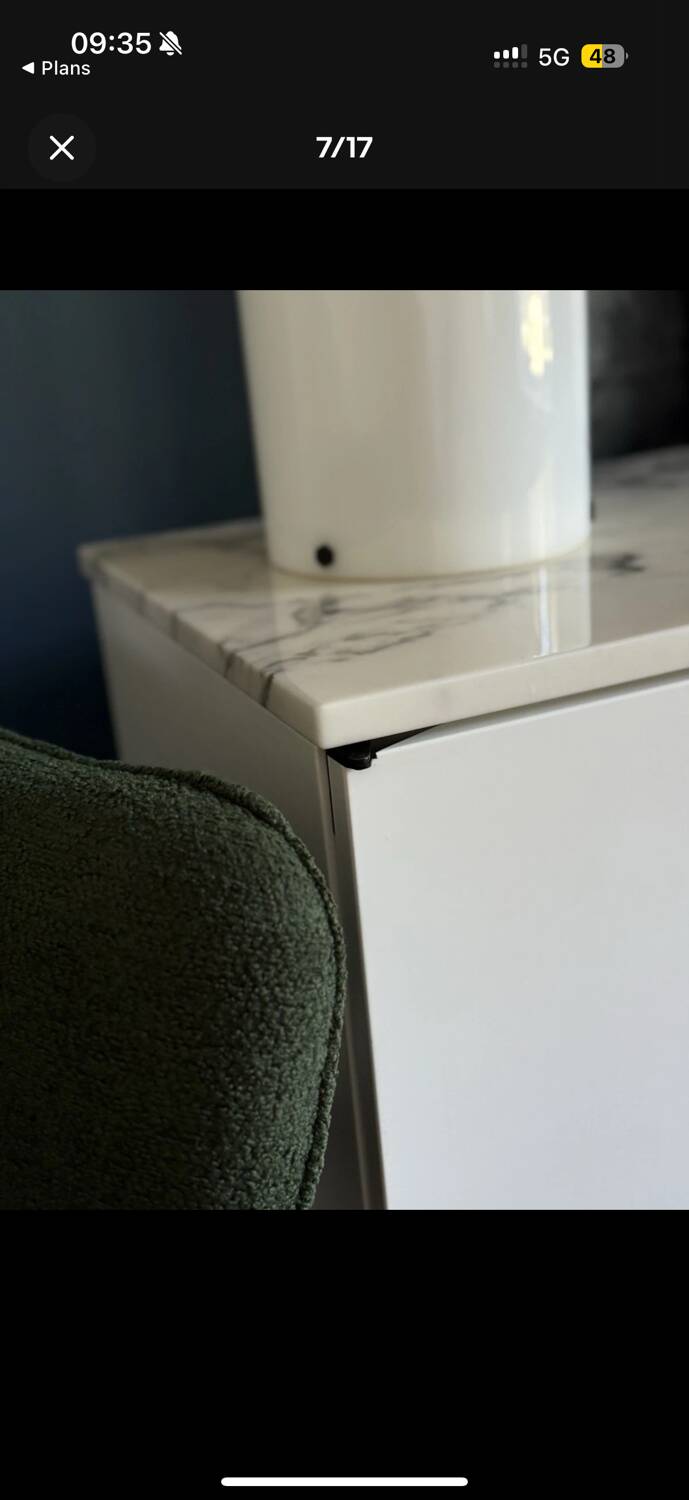 Florence Knoll “Credenza 4” sideboard – Arabescato marble