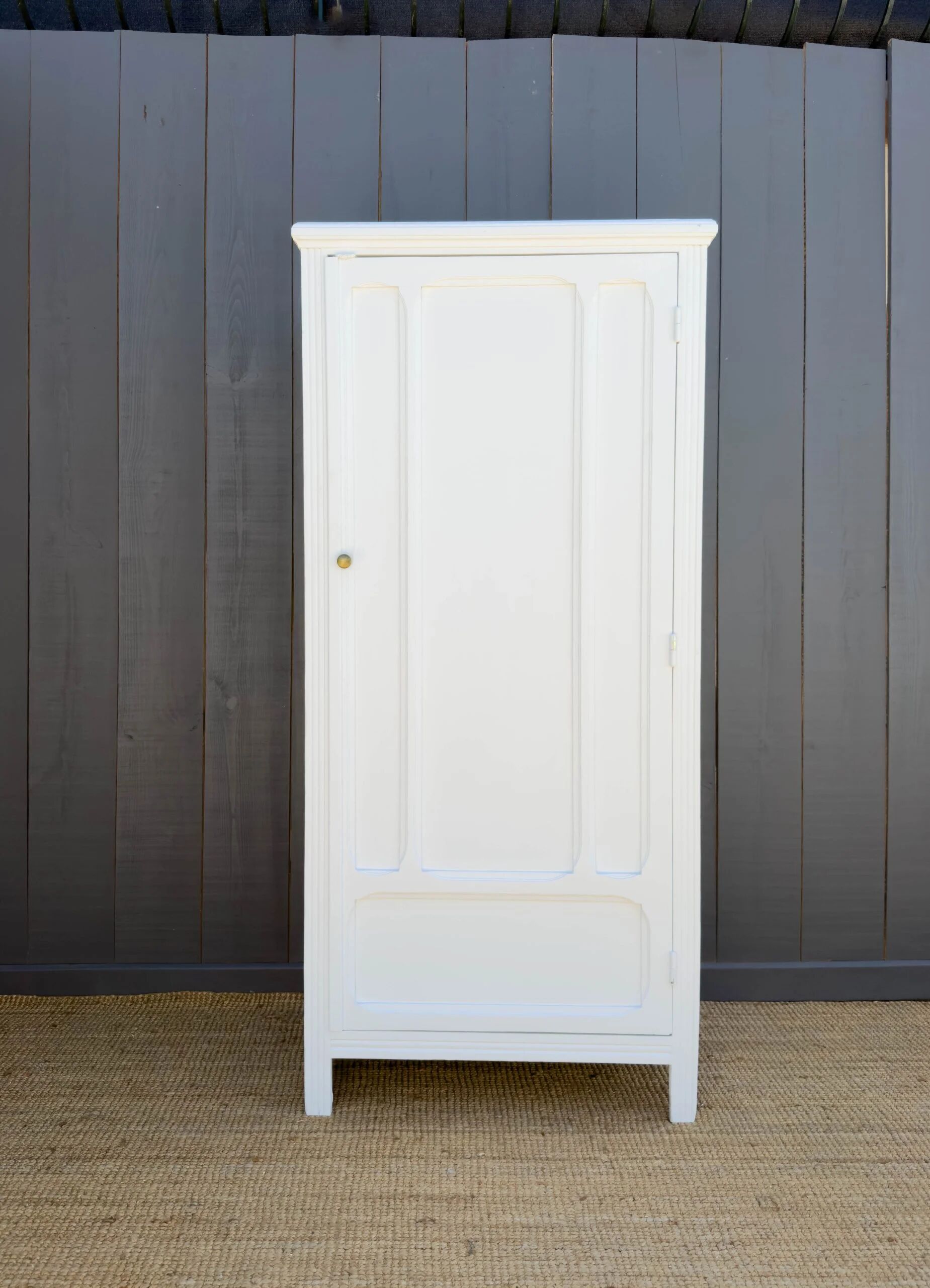 Armoire parisienne
