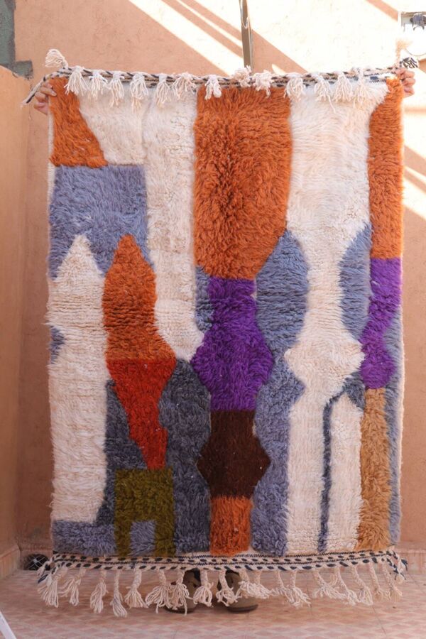 Tapis berbère marocain multicolore moderne