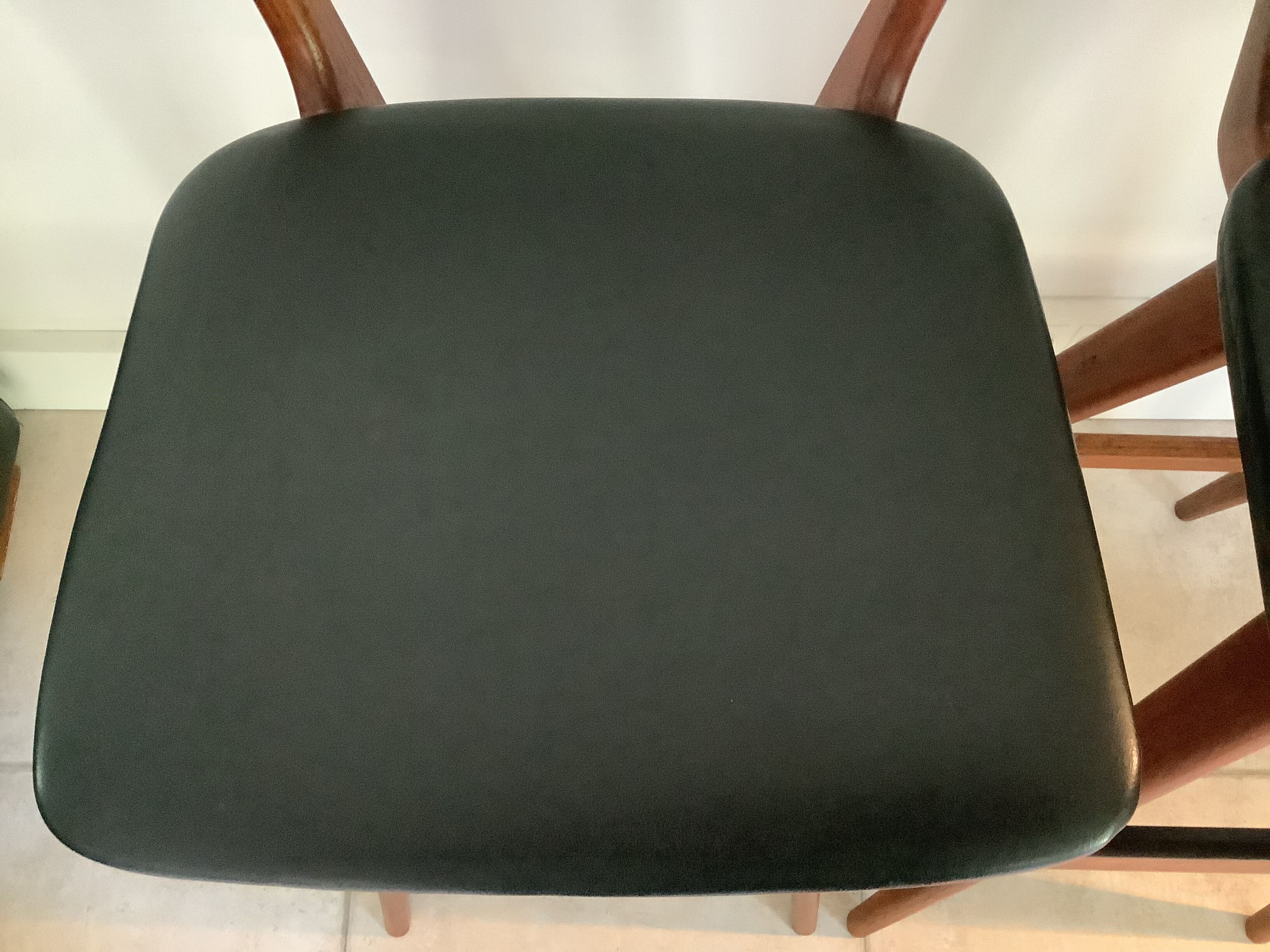 Henry Rosengren Scandinavian stools