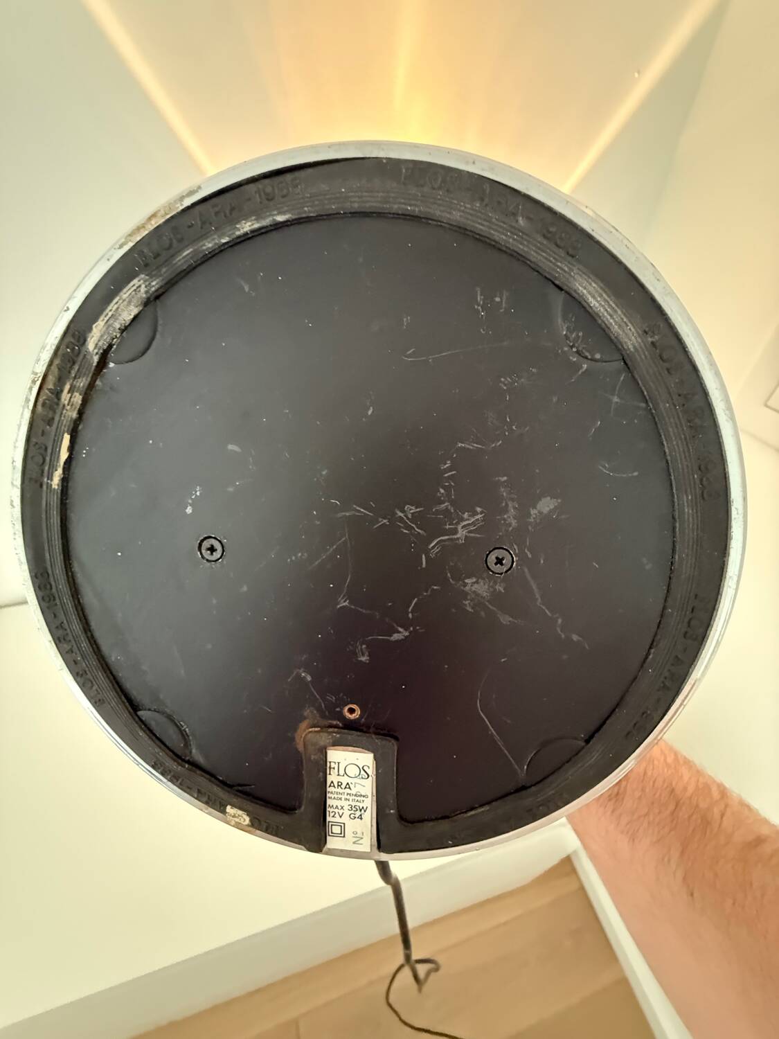 Ara table lamp, designer Philippe Starck, Prod. Flos Italy 1988.