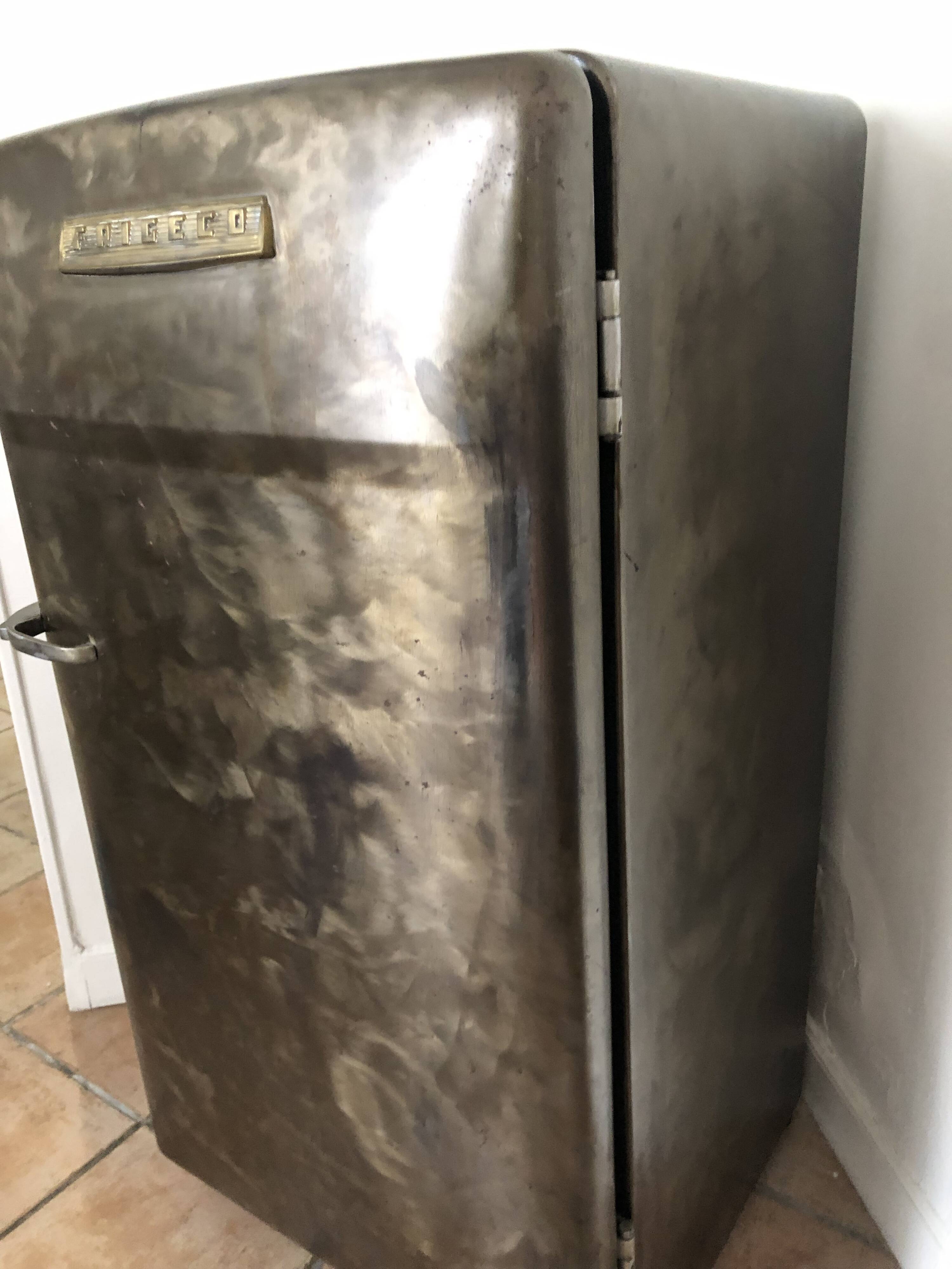 Vintage refrigerator 60