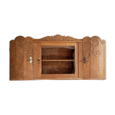 Art-deco wall showcase in raw oak