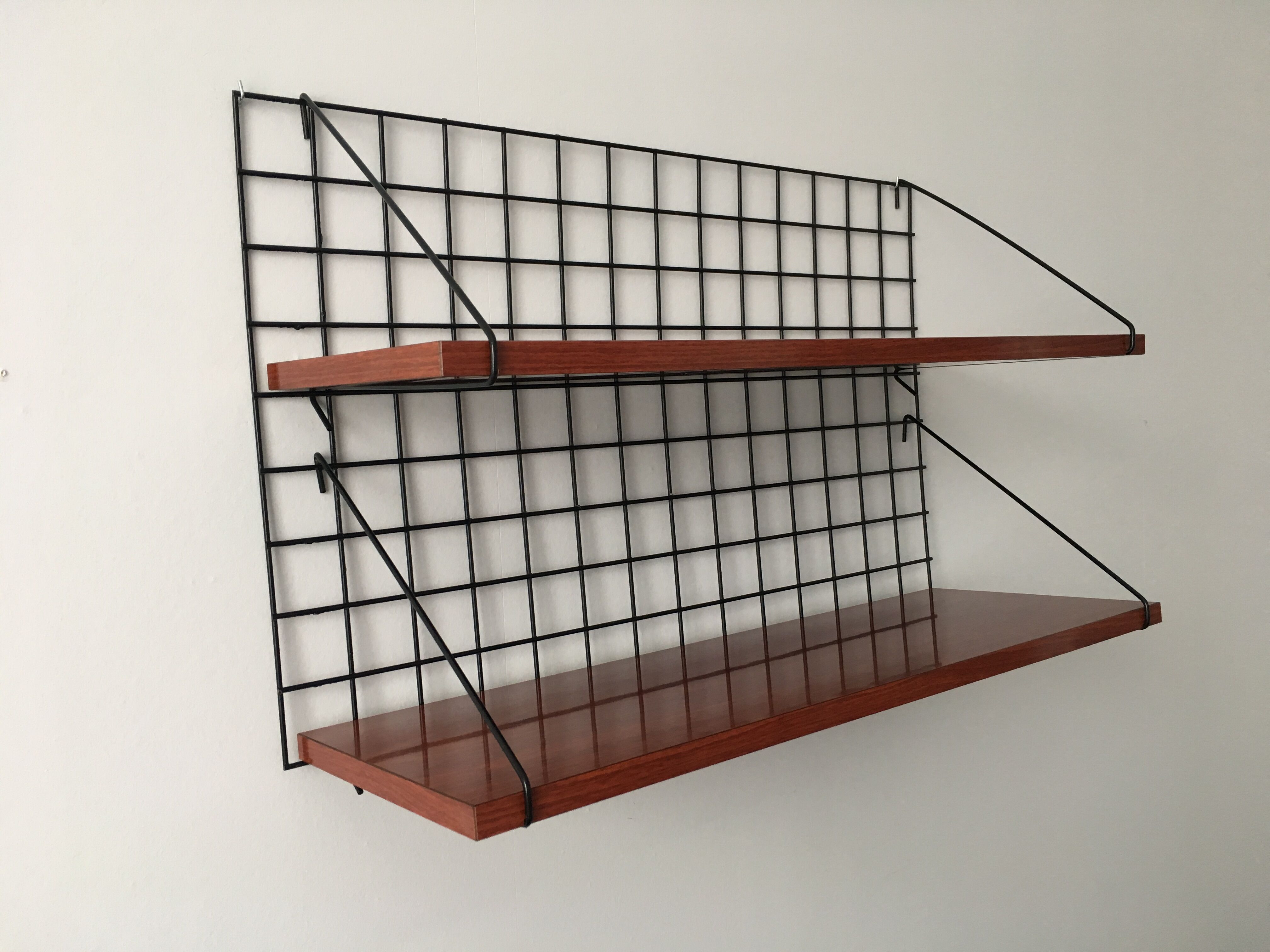 60s wall shelf