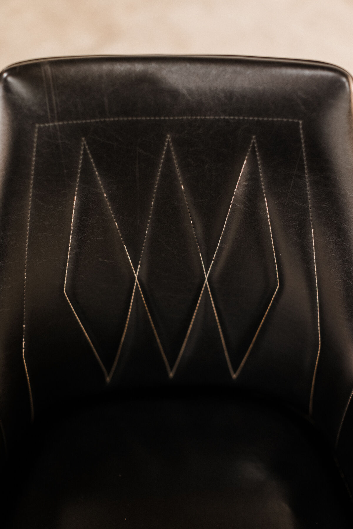 Armchairs / chairs in black skaï "emelinne"
