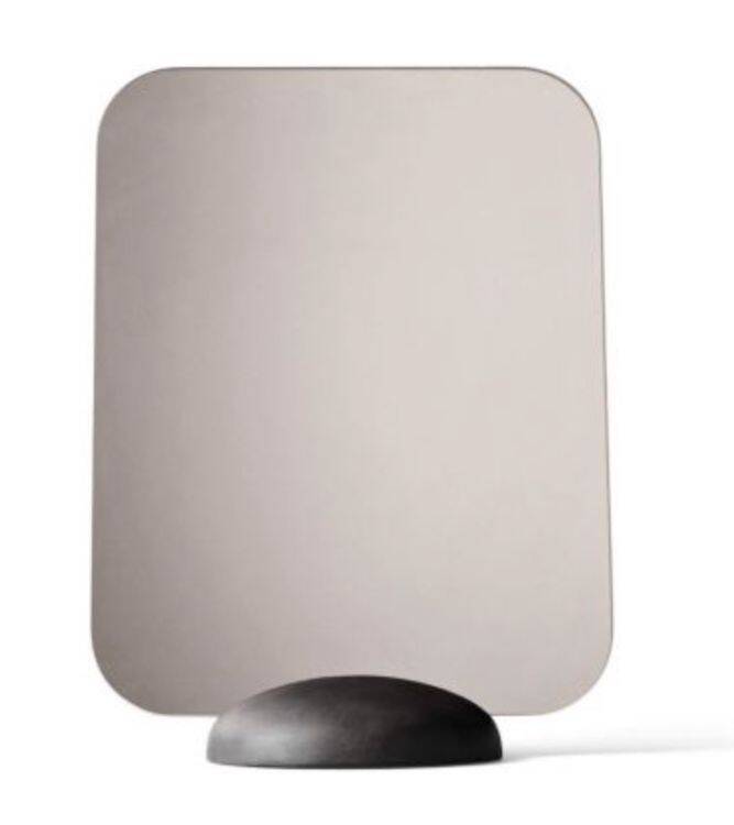 Rectangular Scandinavian mirror to place on a wooden base