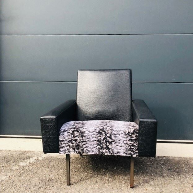 Rockabilly armchairs