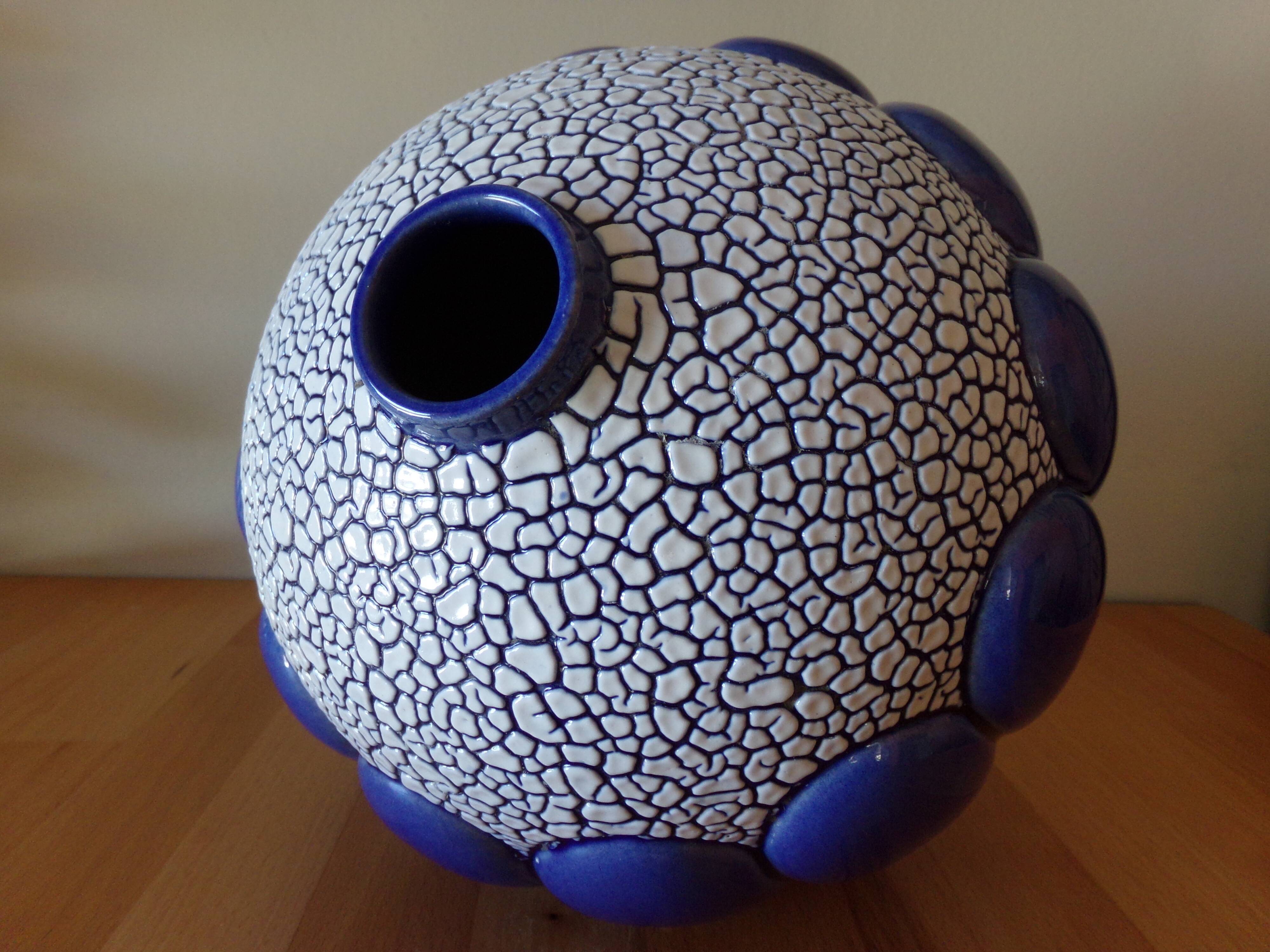 Vase ball Saint Clement 1930s