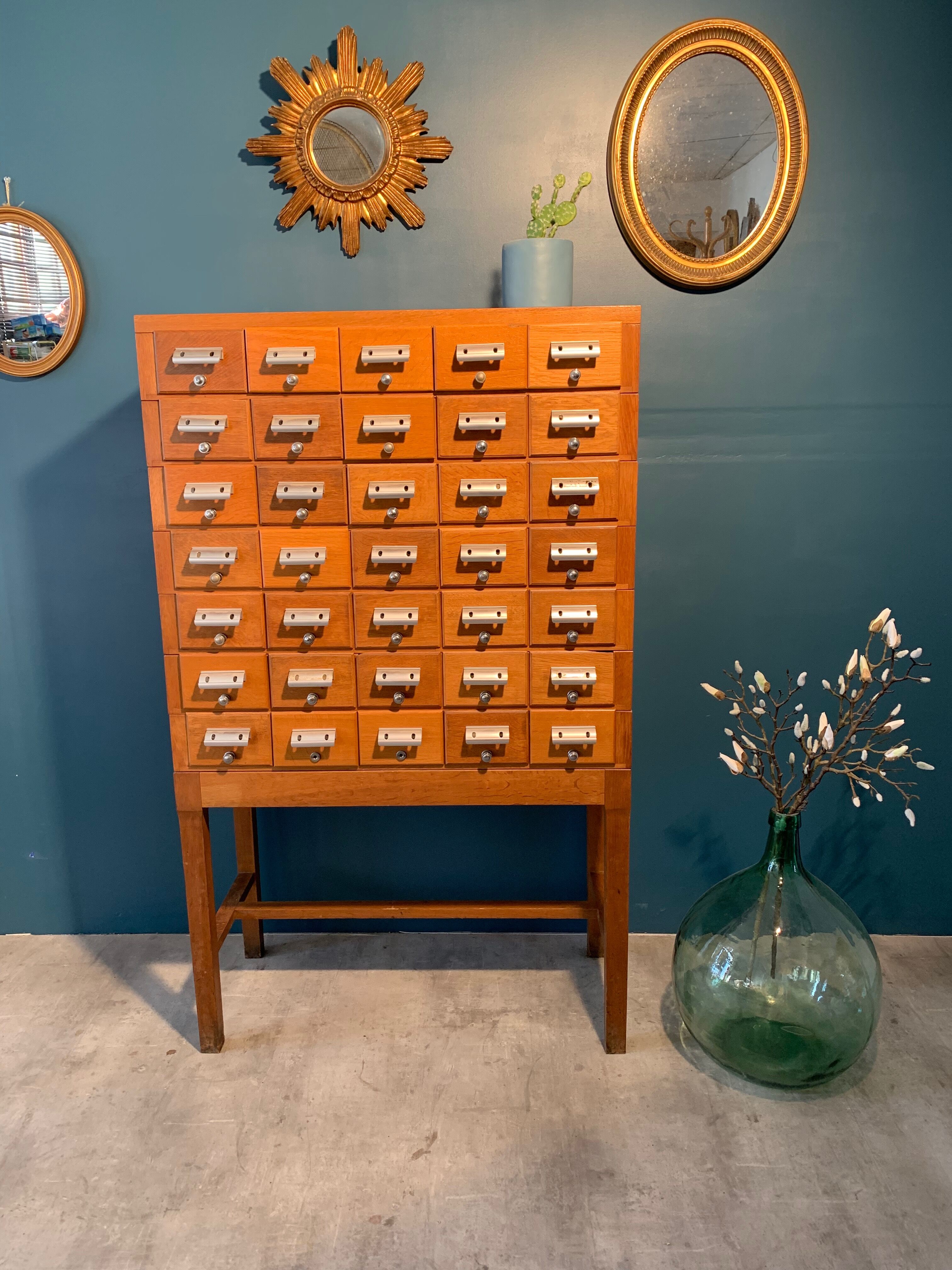 Notarial craft furniture from the 1950s