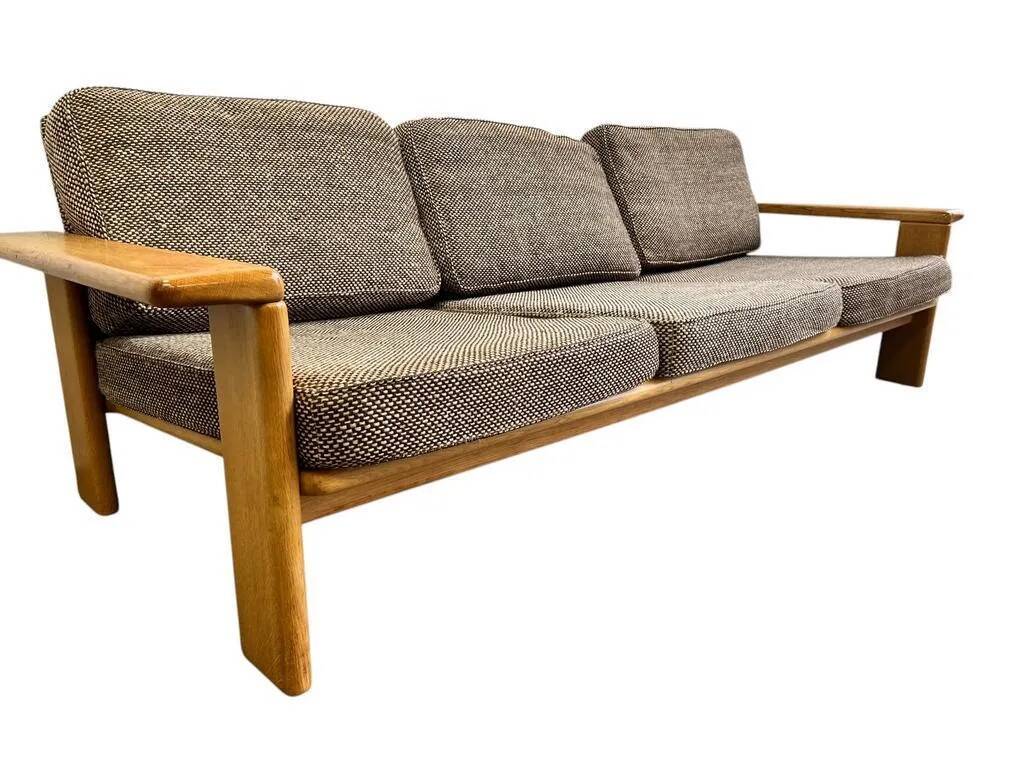 VINTAGE DANISH STYLE CHAIR / SOFA / COUCH