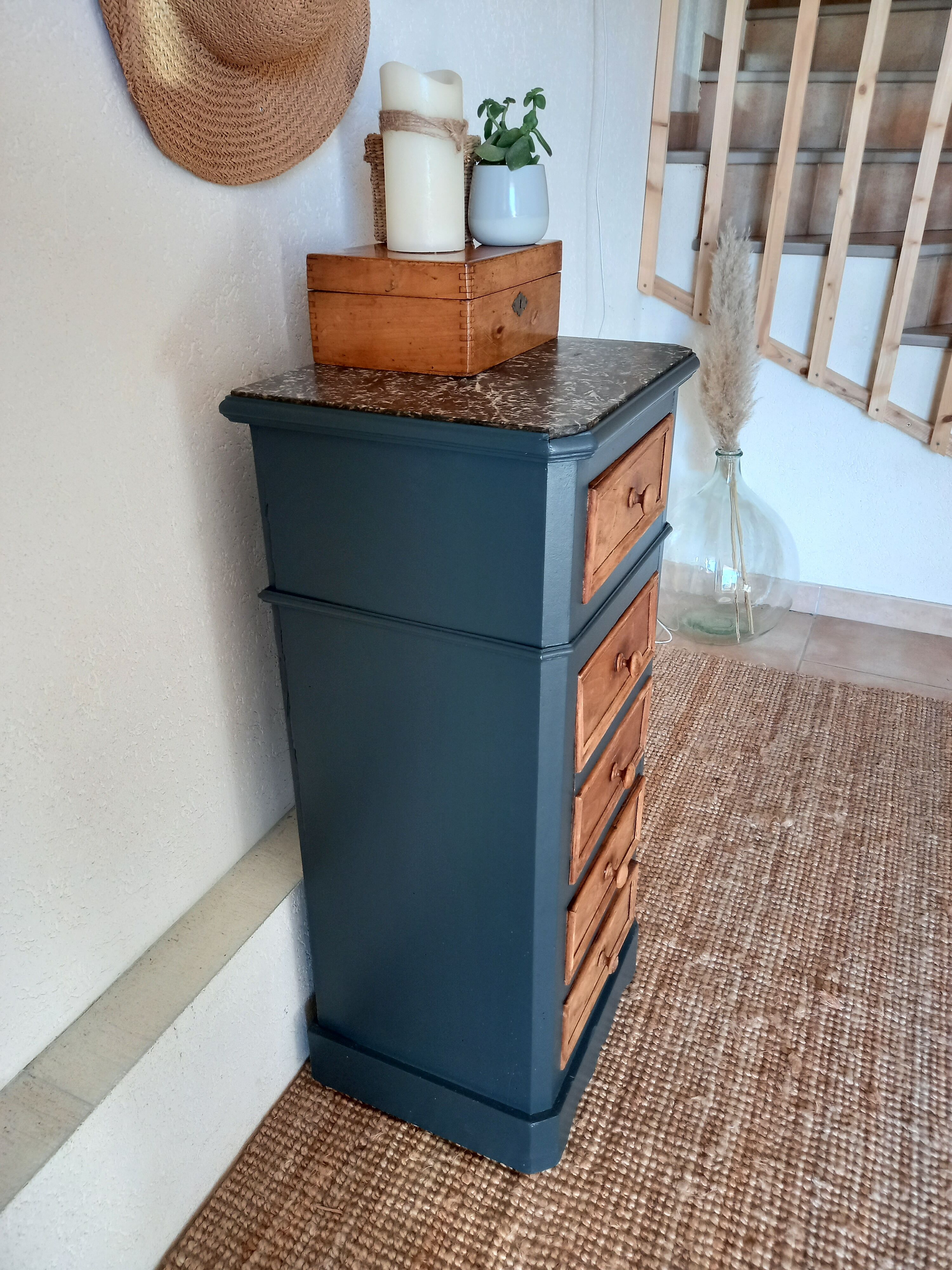 Chiffonnier