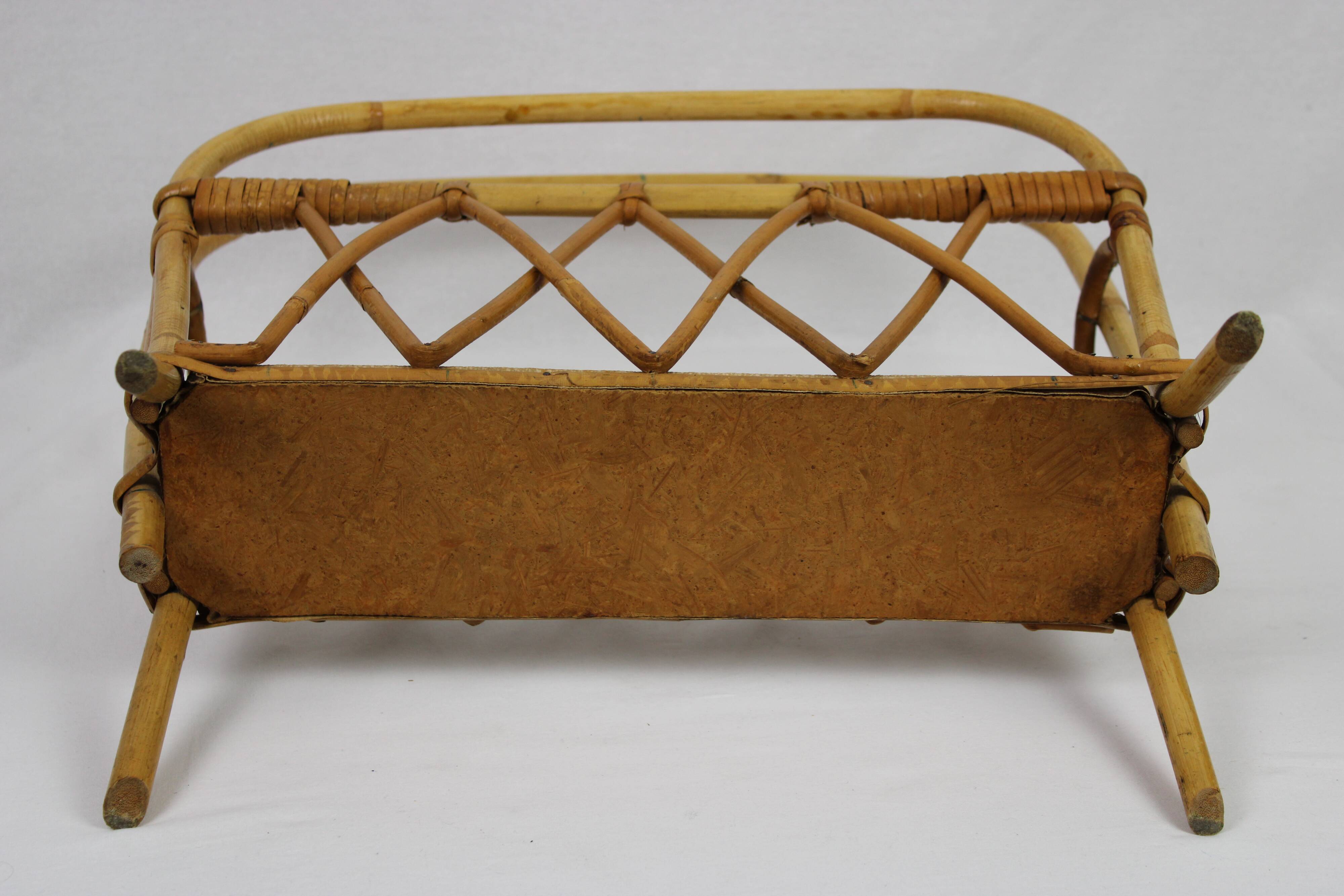 Rattan magazine holder