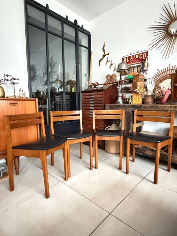 Ensemble de 4 chaises style scandinave vintage