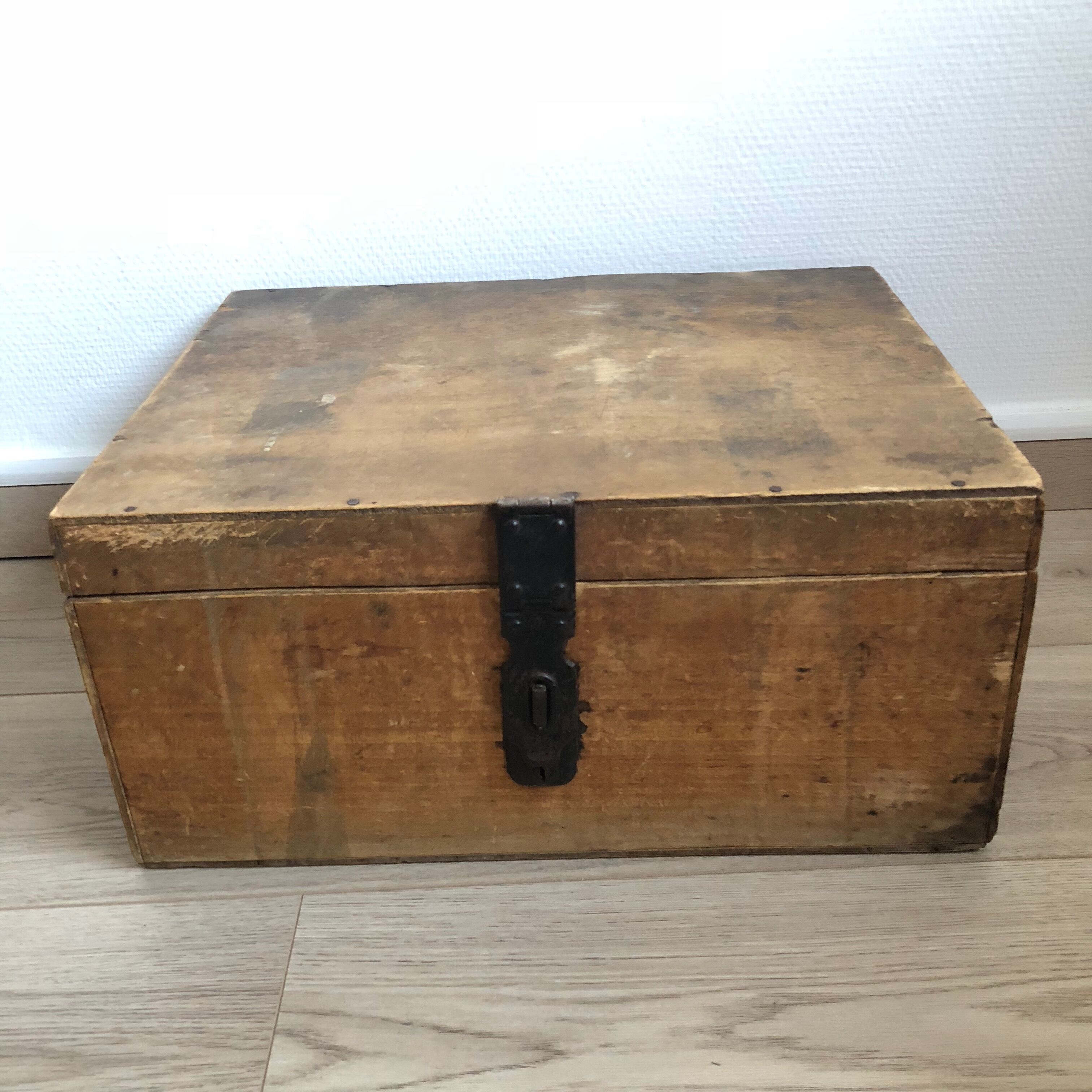 Toys old vintage box 1960 45x35x21cm