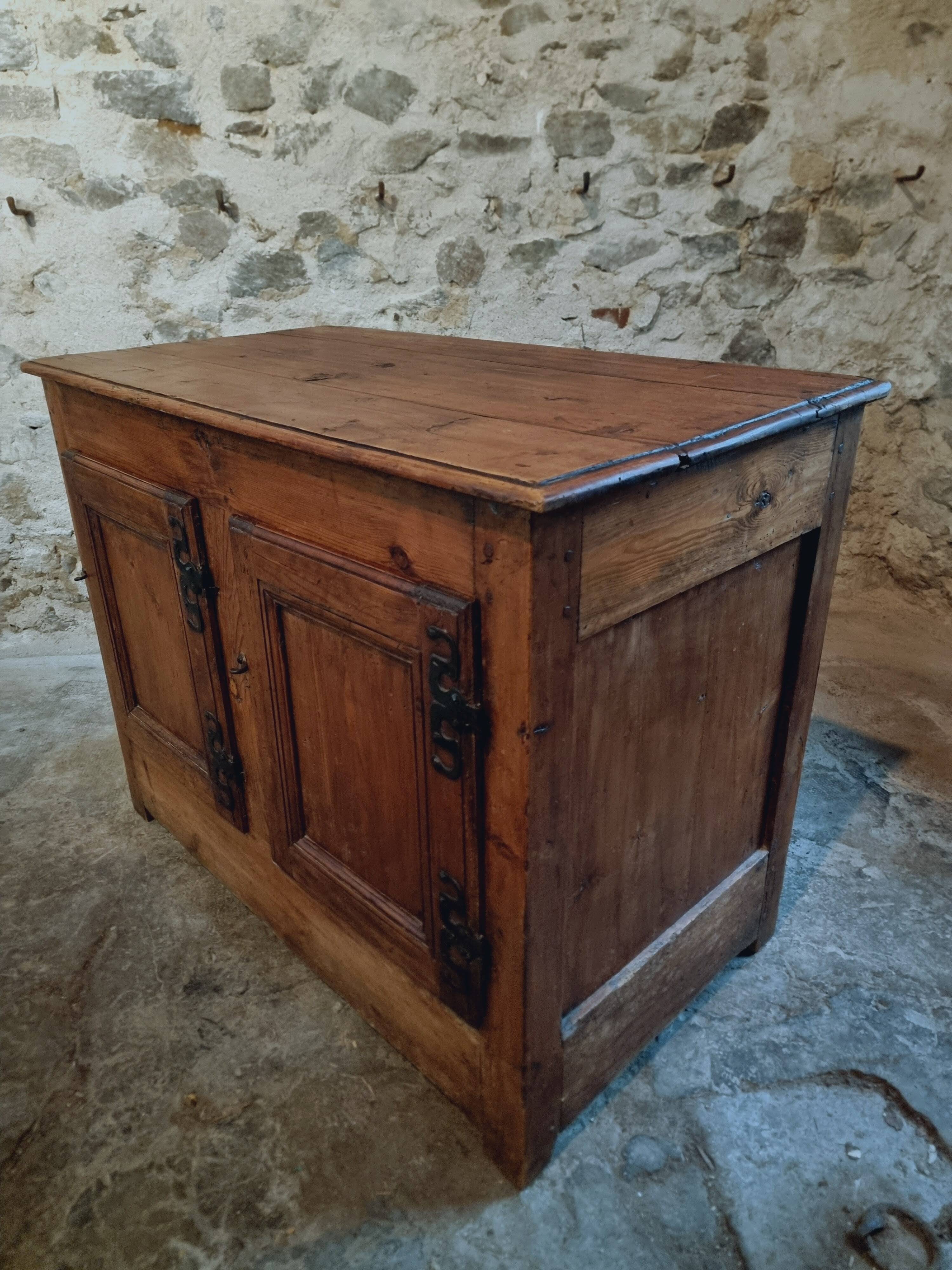 Antique Louis XVI sideboard – 18th century – Solid pine kitchen island – 1