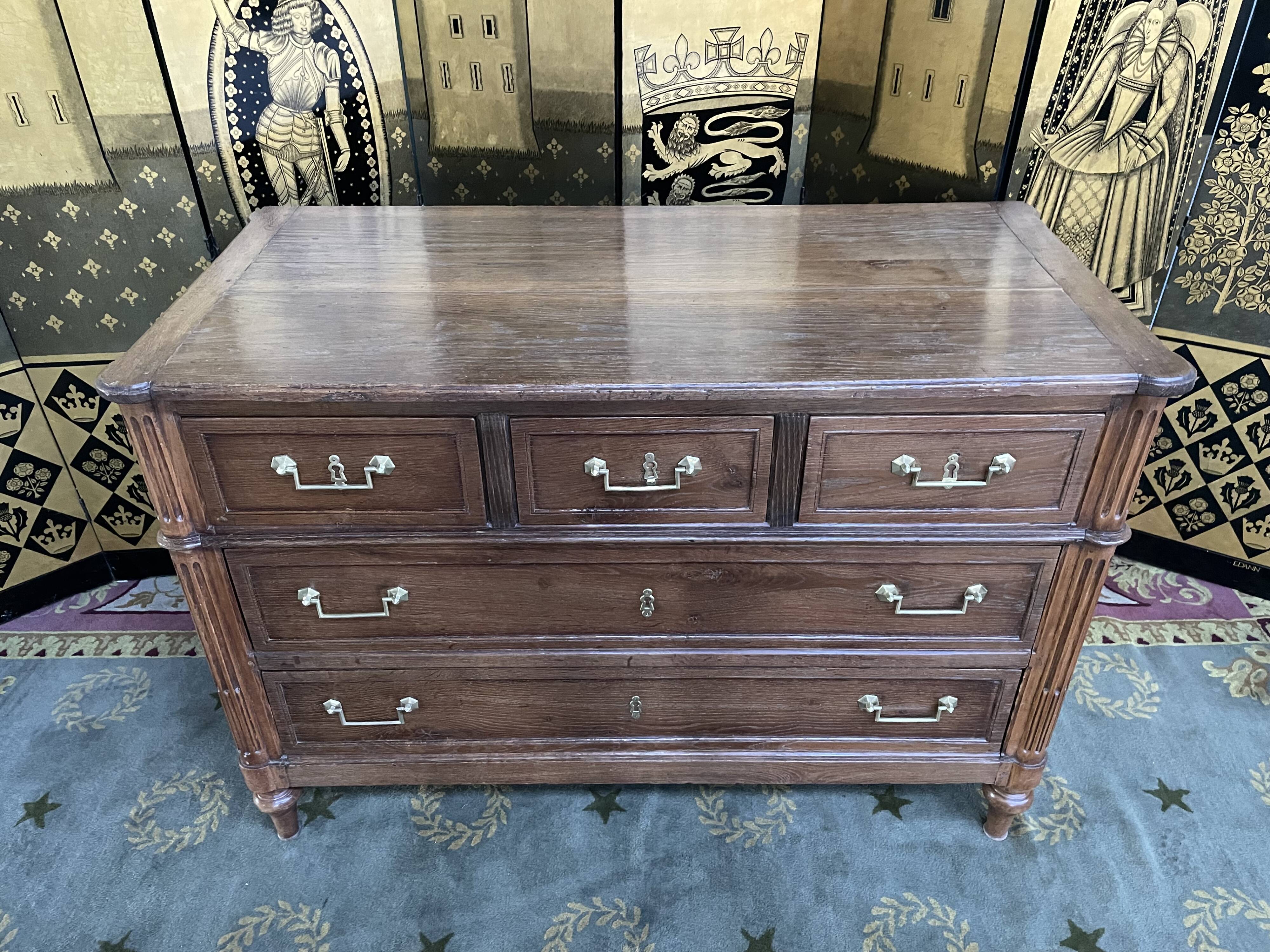 Commode Louis XVI en chêne 19eme