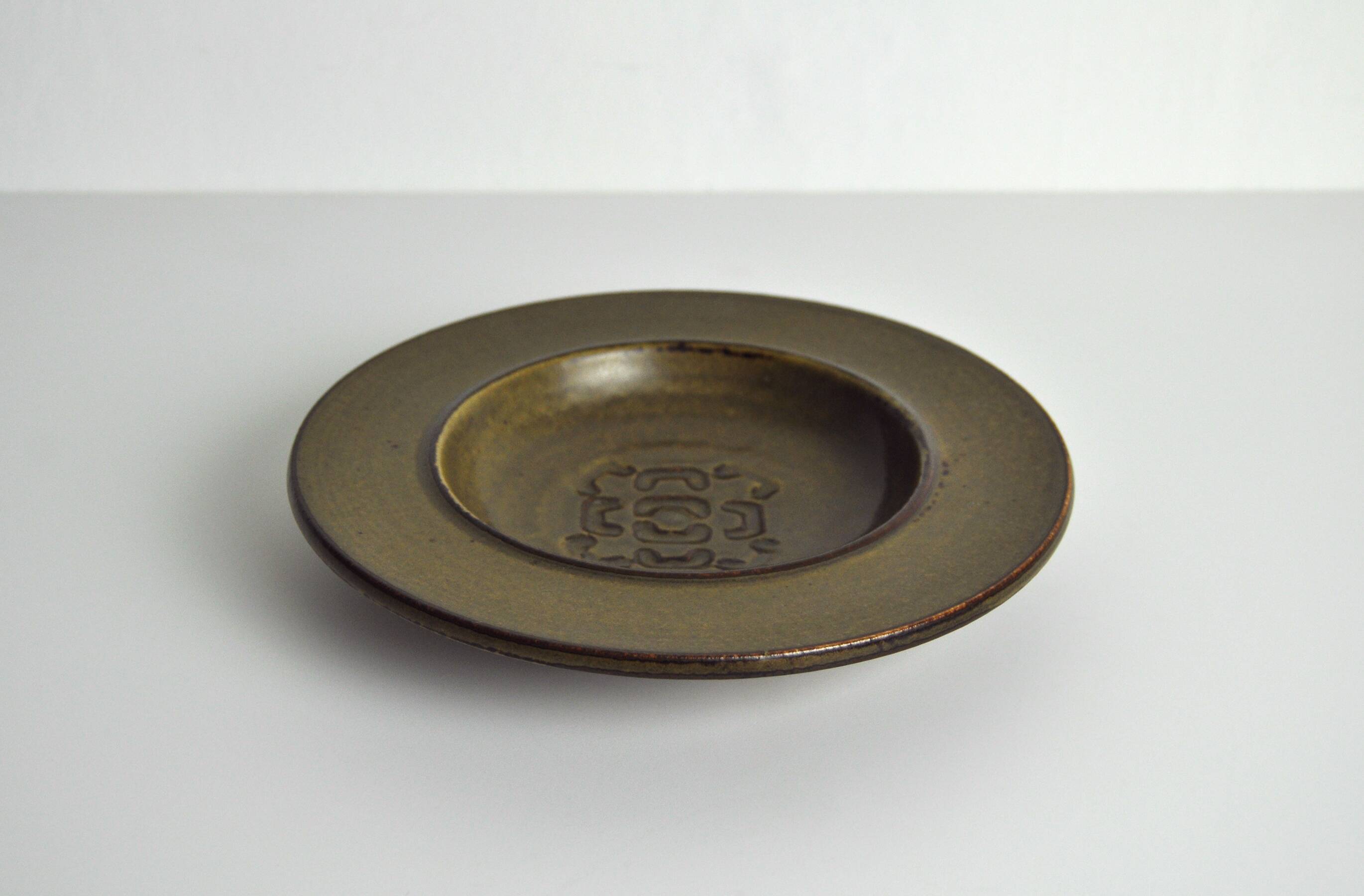 Plat scandinave en céramique Valdemar Petersen pour Bing & Grøndahl, années 1960
