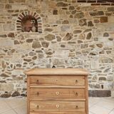 Antique chest of drawers