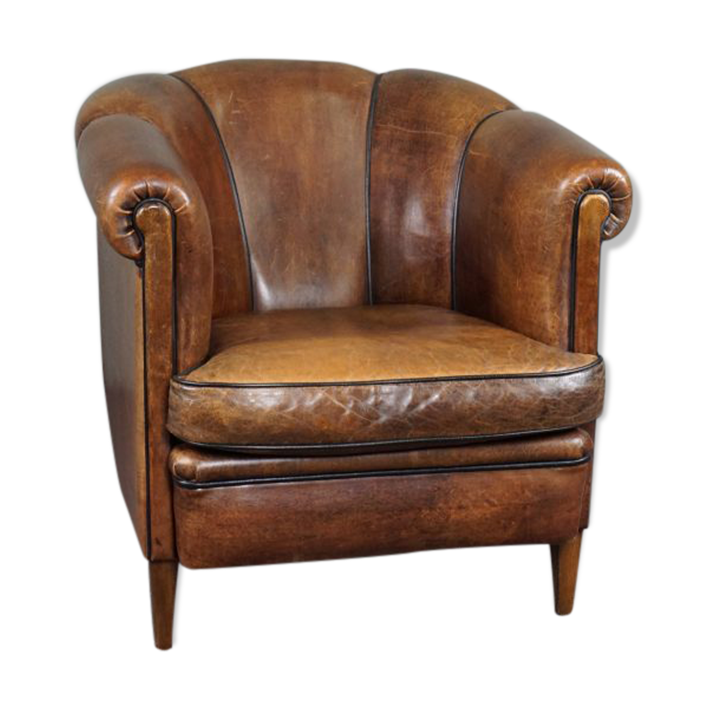 Club armchair in sheepskin