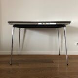 Extendable table