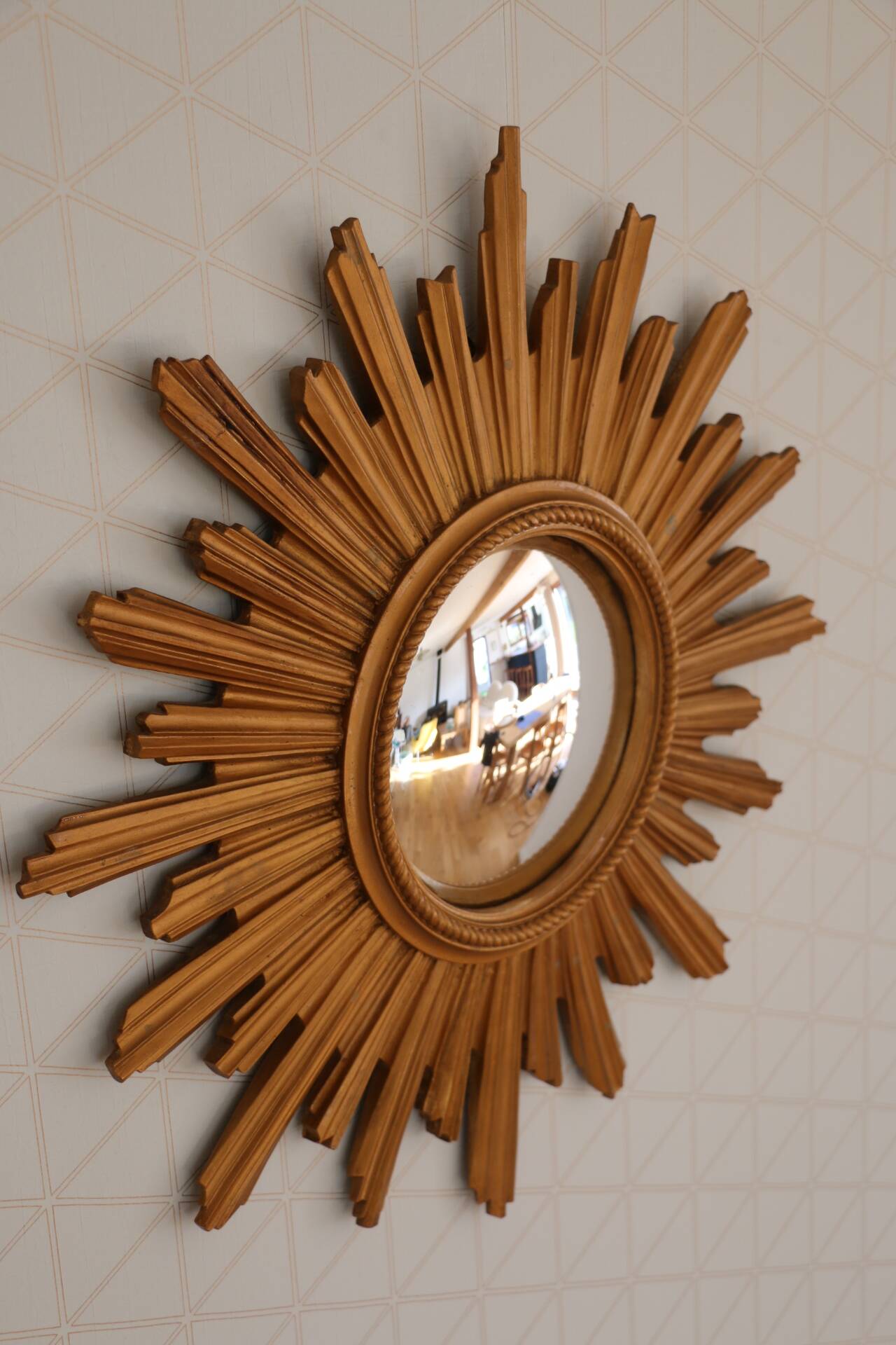 Resin witch mirror 595mm