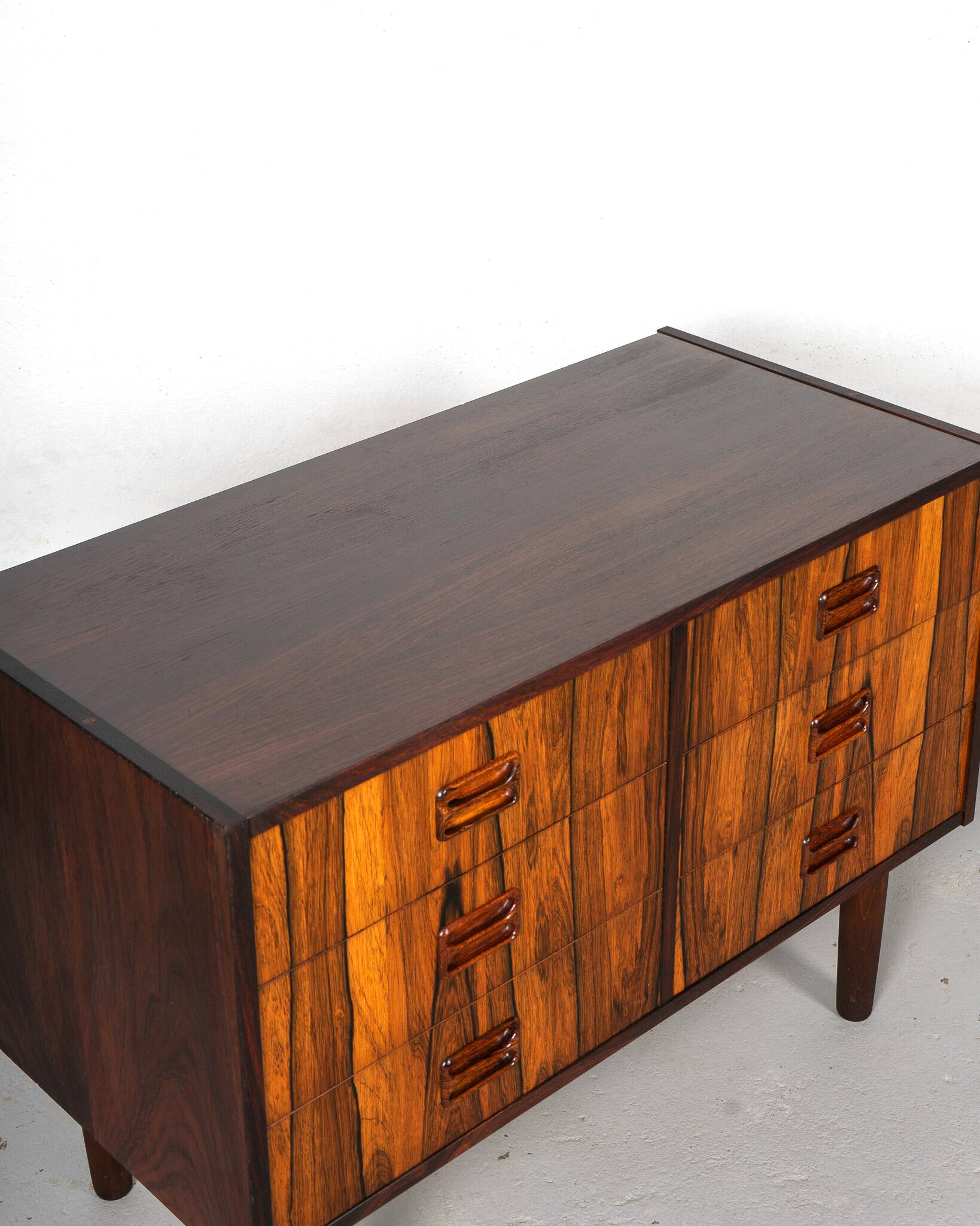 Commode danoise du milieu du siècle en bois de rose