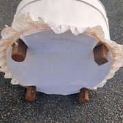 Vintage frog chair in white fabric