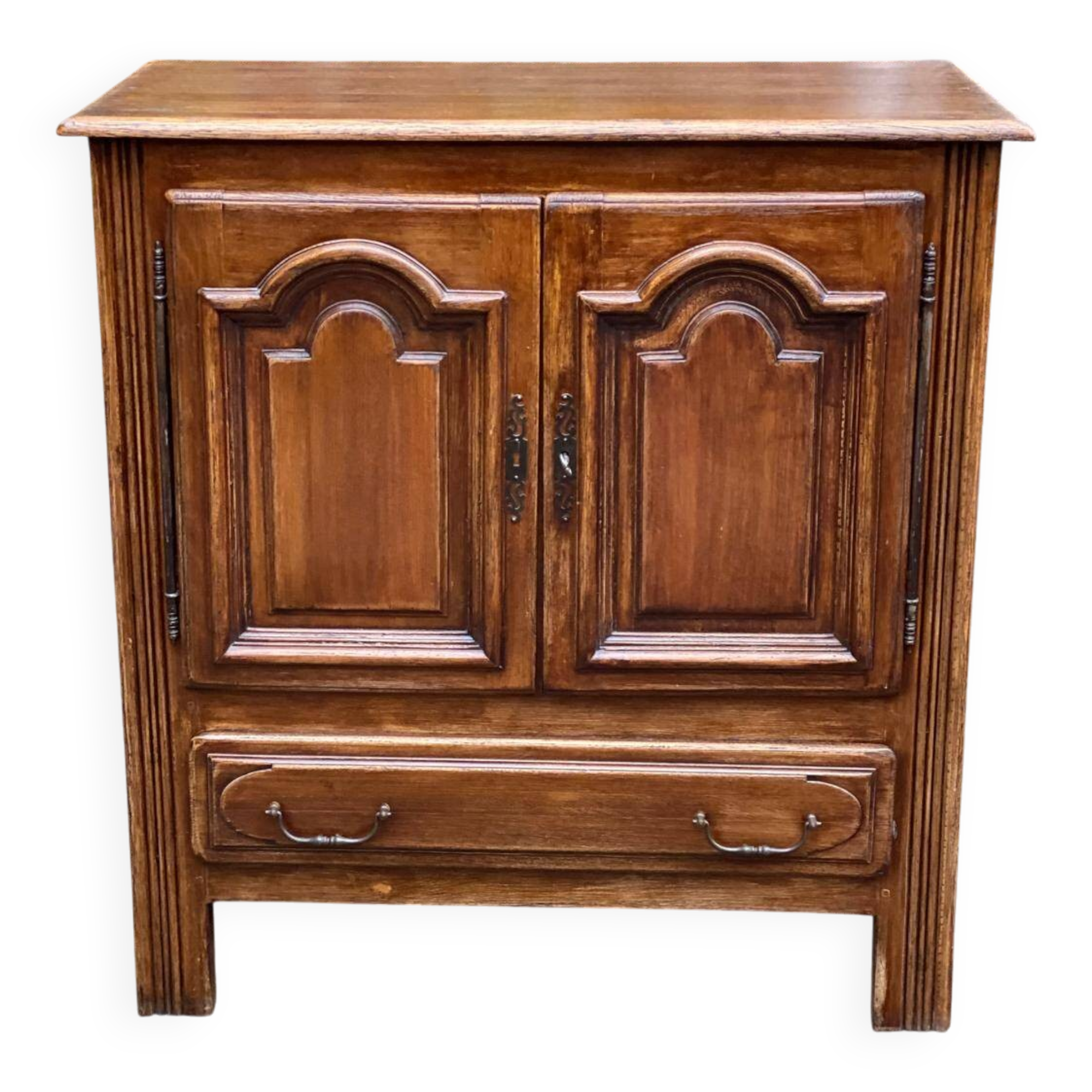 Buffet Louis XIV en bois massif haut du 19ème