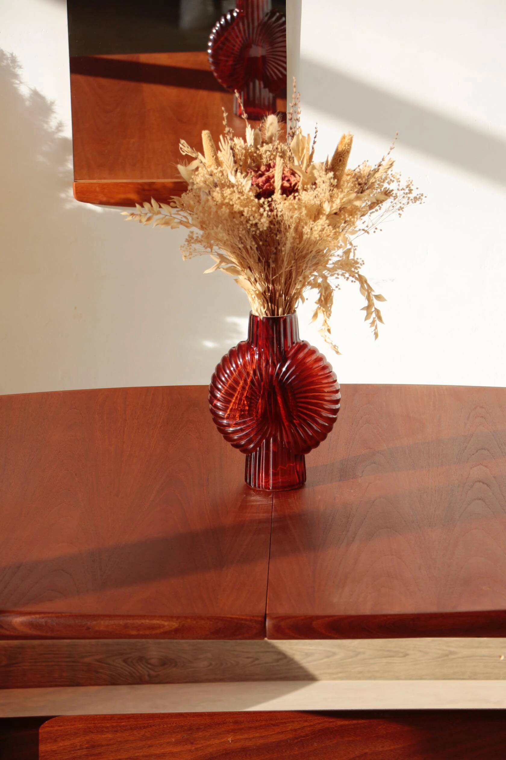 Oval dining table – 6 to 8 people – G Plan