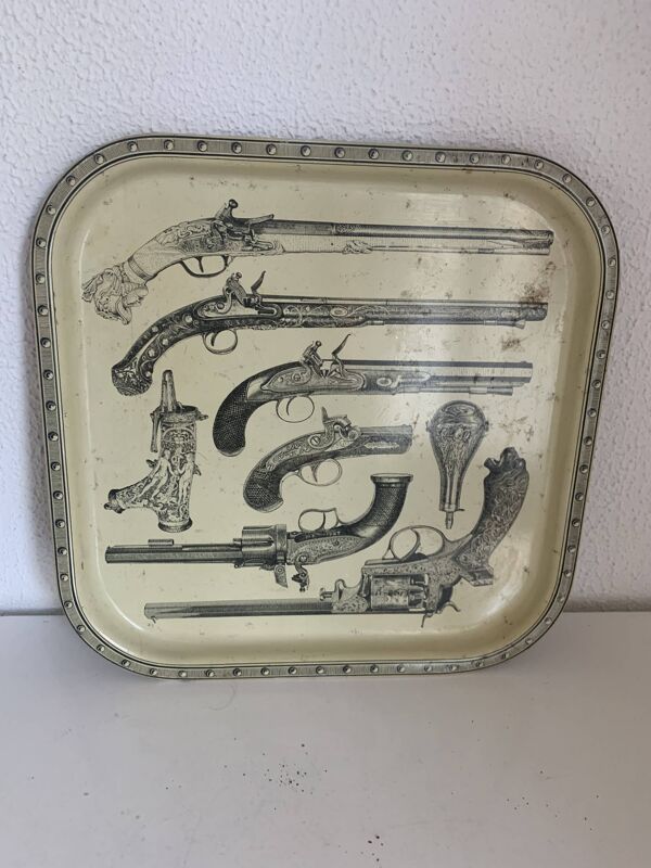Plateau en métal guns design style Piero Fornasetti vintage 1960 - 33 x 33