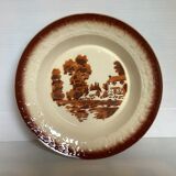 Earthenware dish with wolf mill stencil pattern