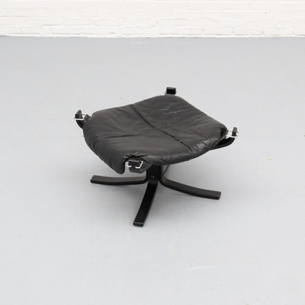 Sigurd Ressel Falcon Ottoman 1970s