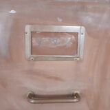 Lot de casiers industriels à tiroirs.